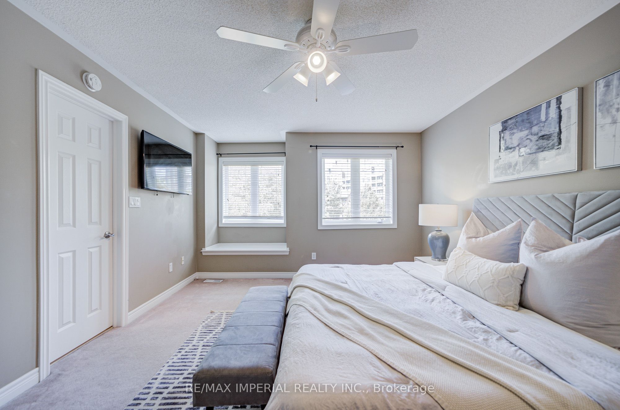1233 Agram Drive Property Photo 26