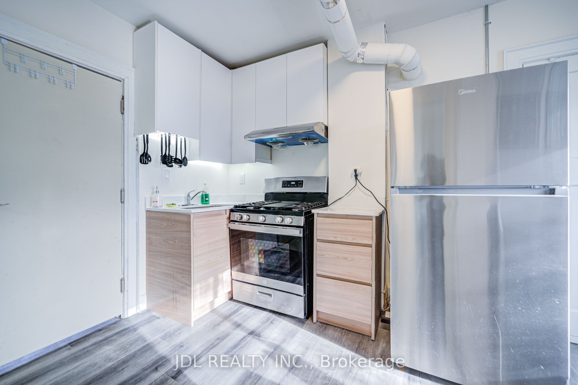 5 Sorauren Avenue 6 Property Photo 15