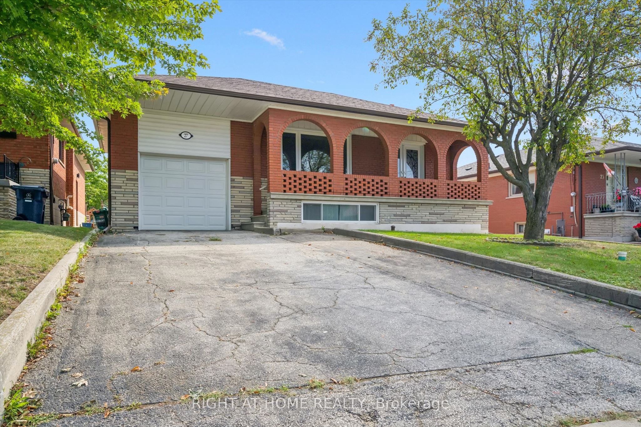 27 Jocada Road Property Photo 2