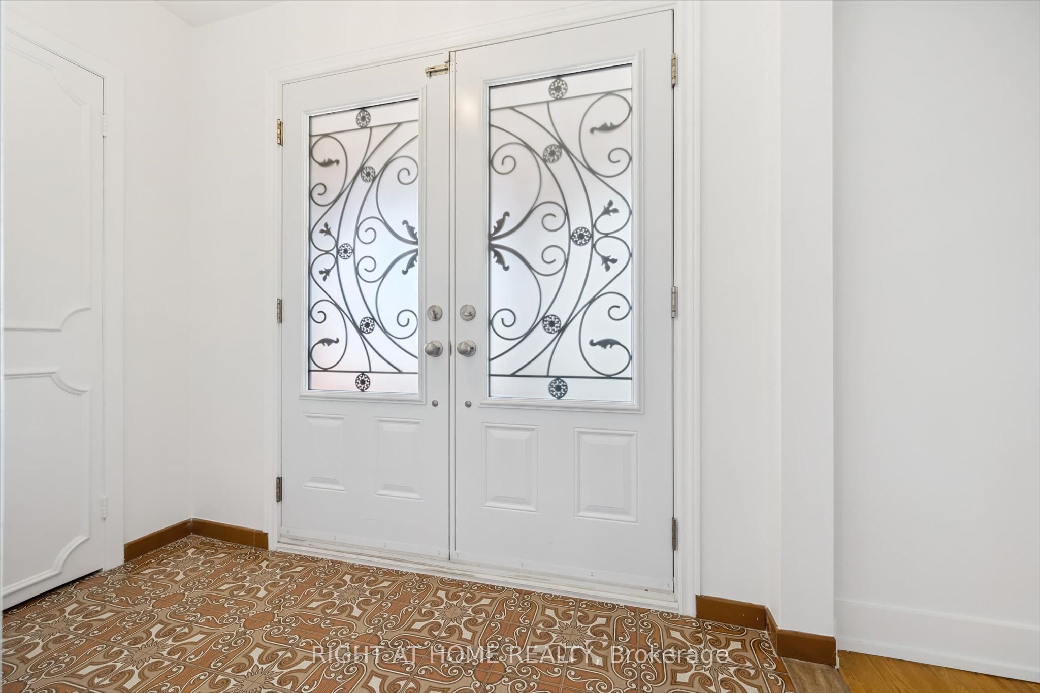 27 Jocada Road Property Photo 6