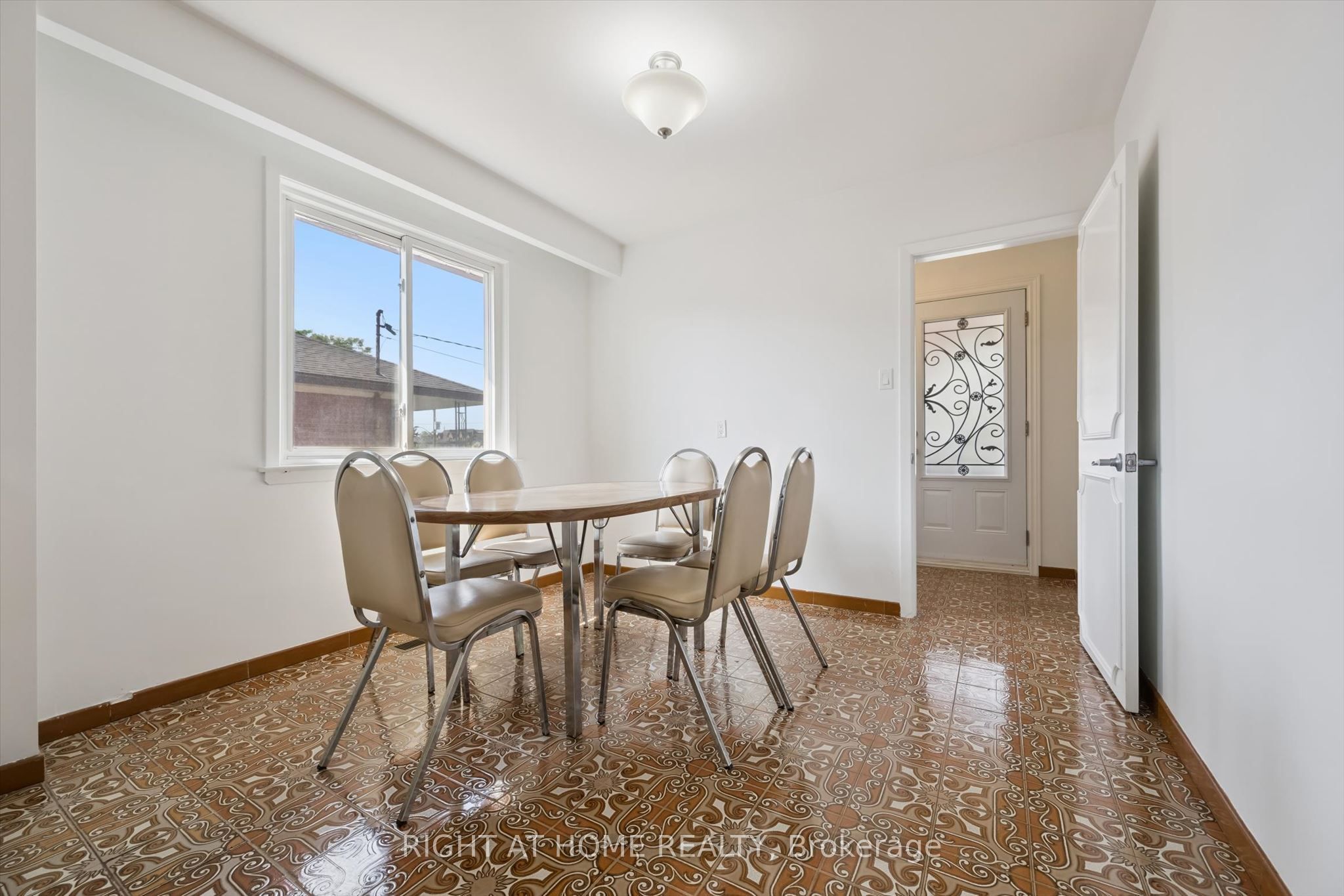 27 Jocada Road Property Photo 11