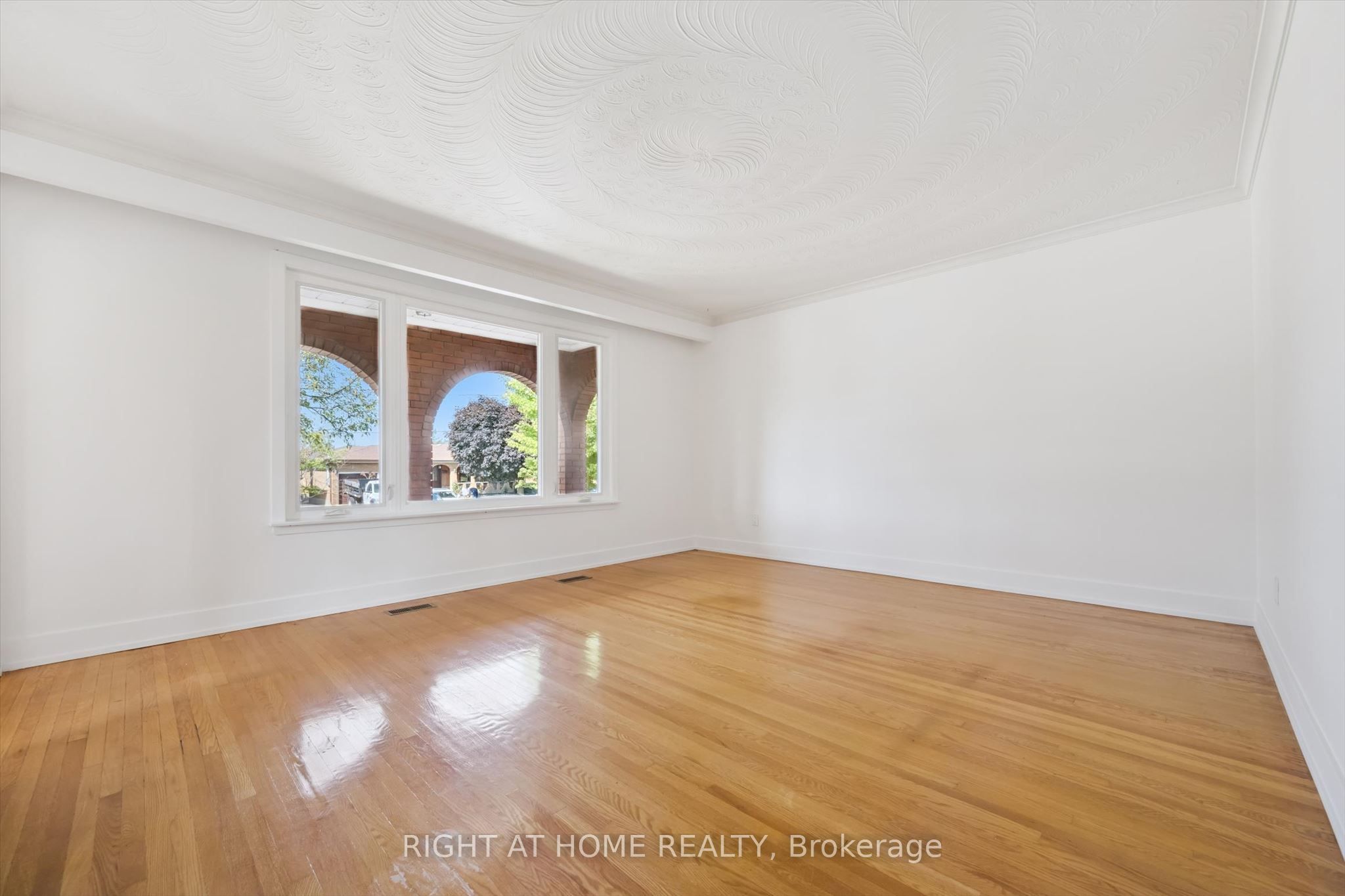 27 Jocada Road Property Photo 14