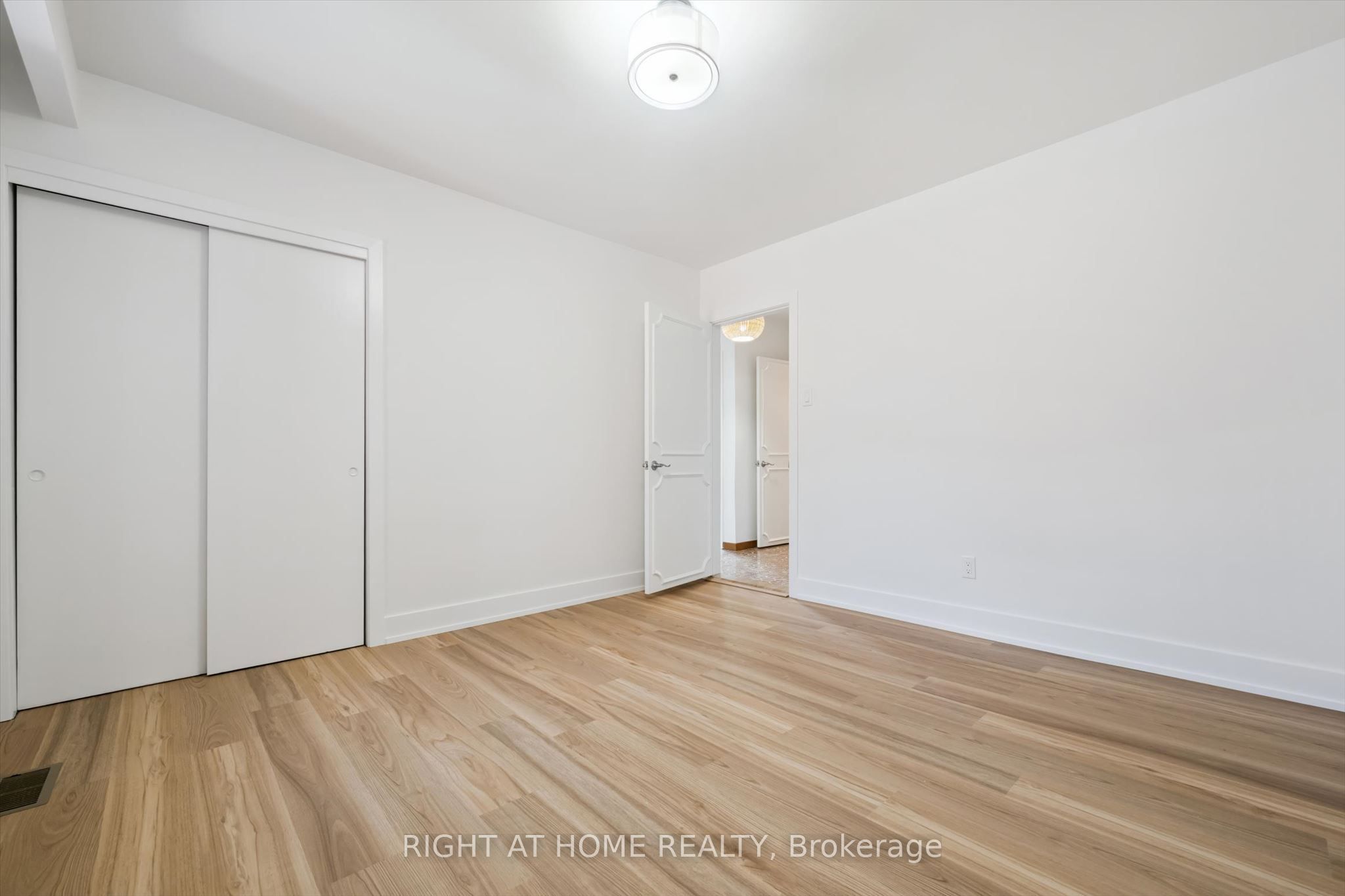27 Jocada Road Property Photo 17