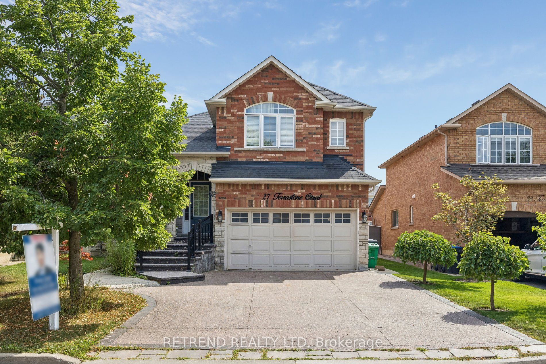 27 Terrastone Court Property Photo 3