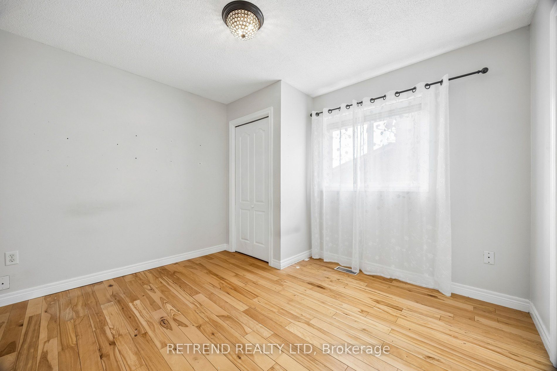 27 Terrastone Court Property Photo 11