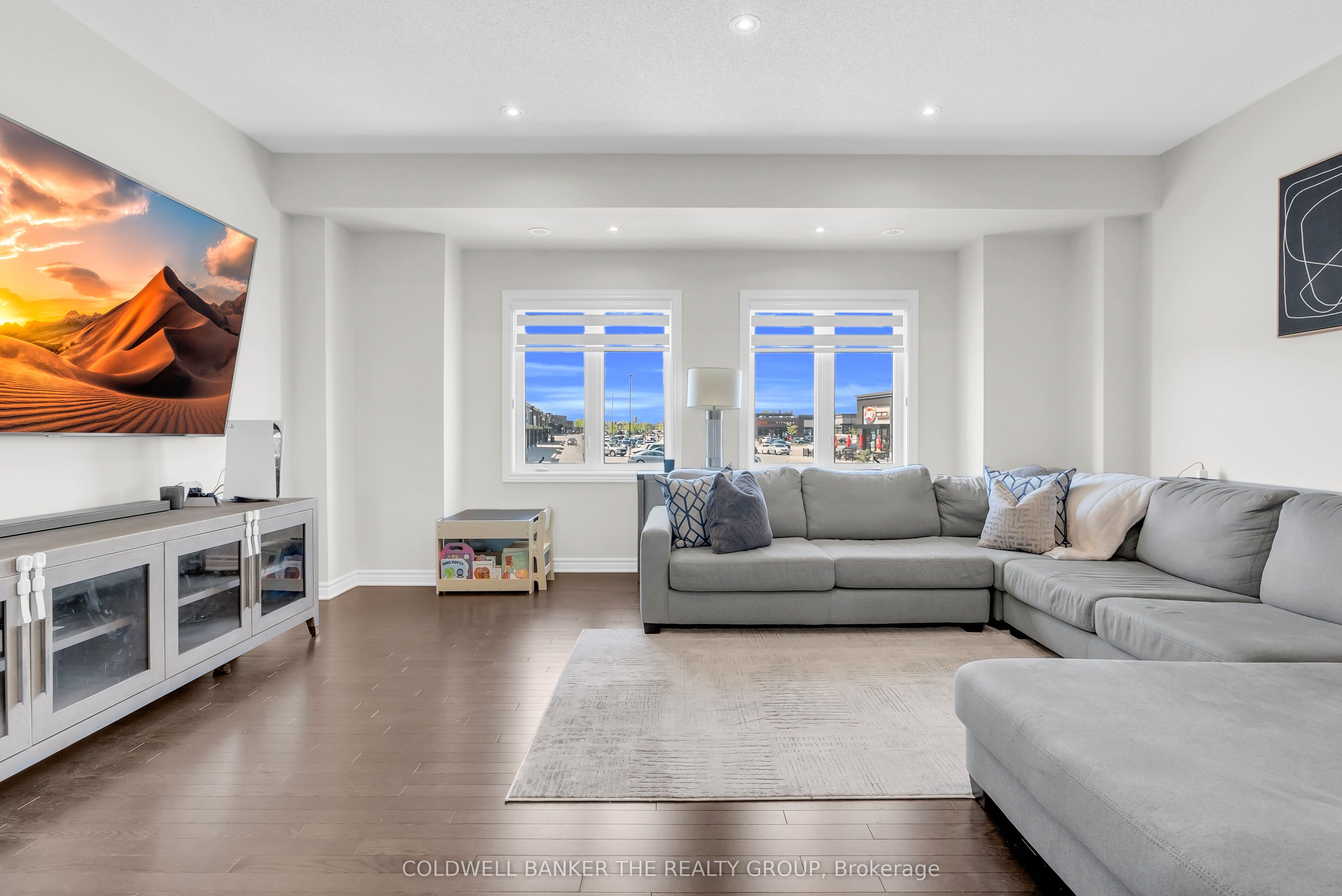 50 Edinburgh Drive 8 Property Photo 15