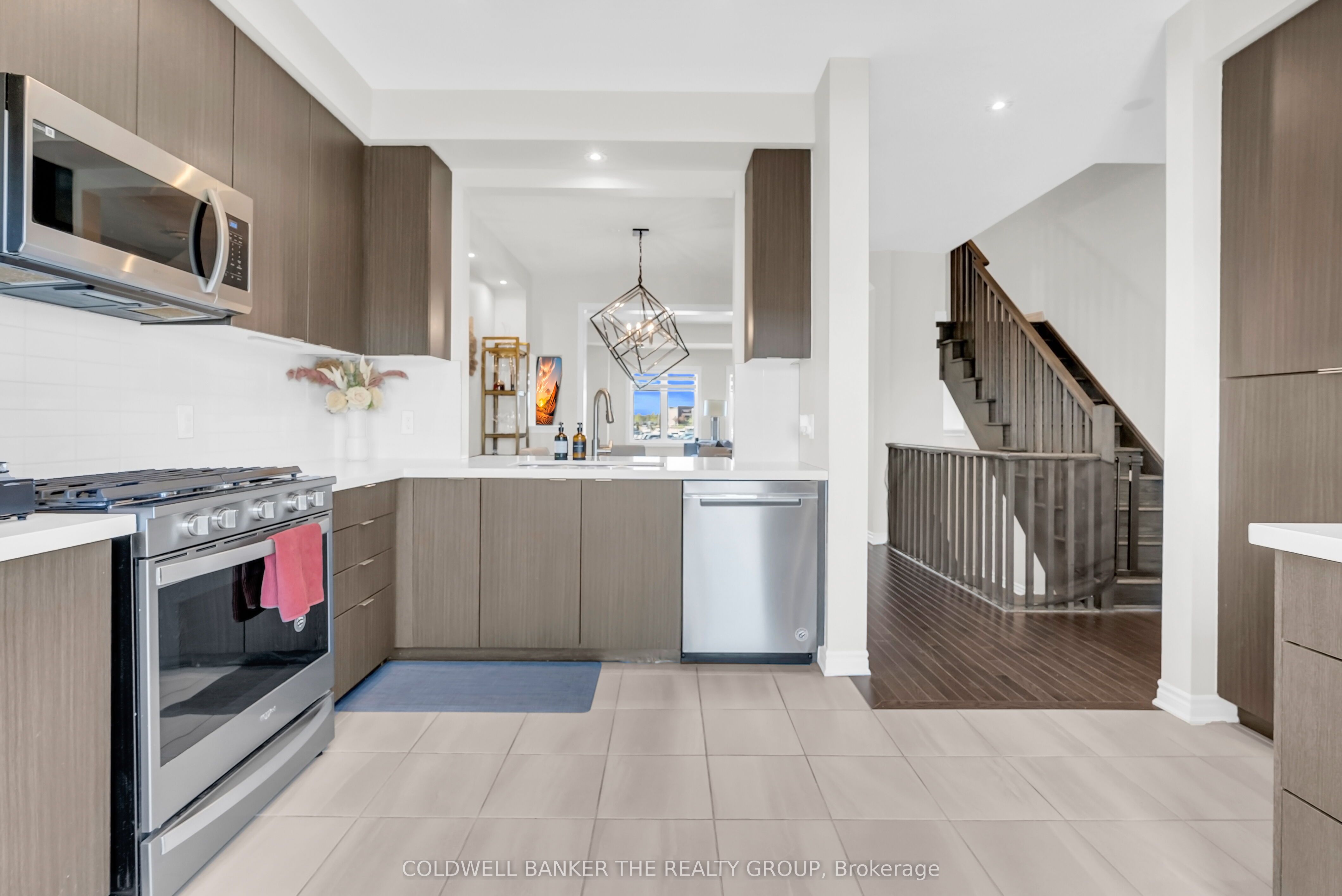 50 Edinburgh Drive 8 Property Photo 21