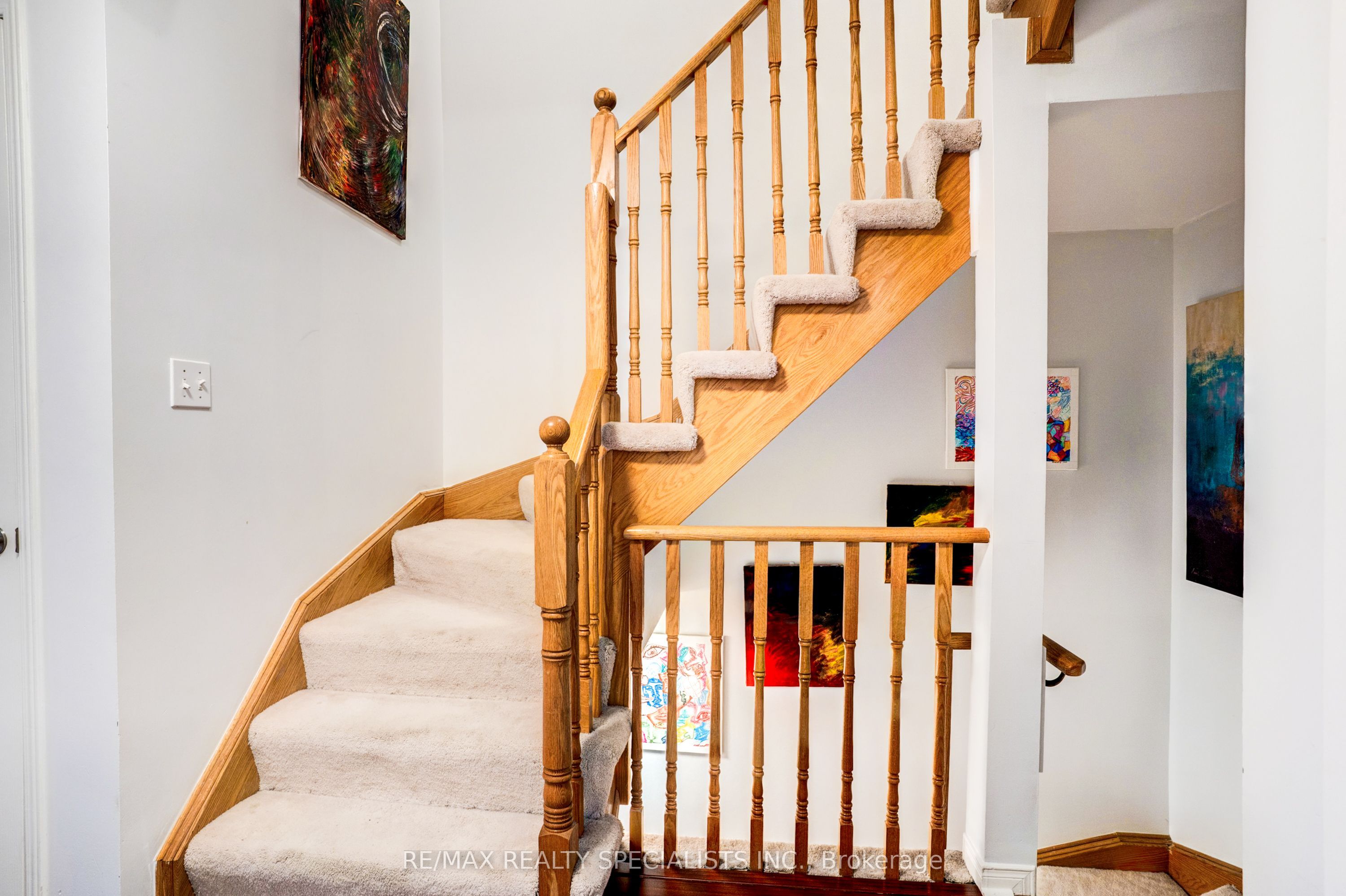 615 Shoreline Drive 11 Property Photo 18