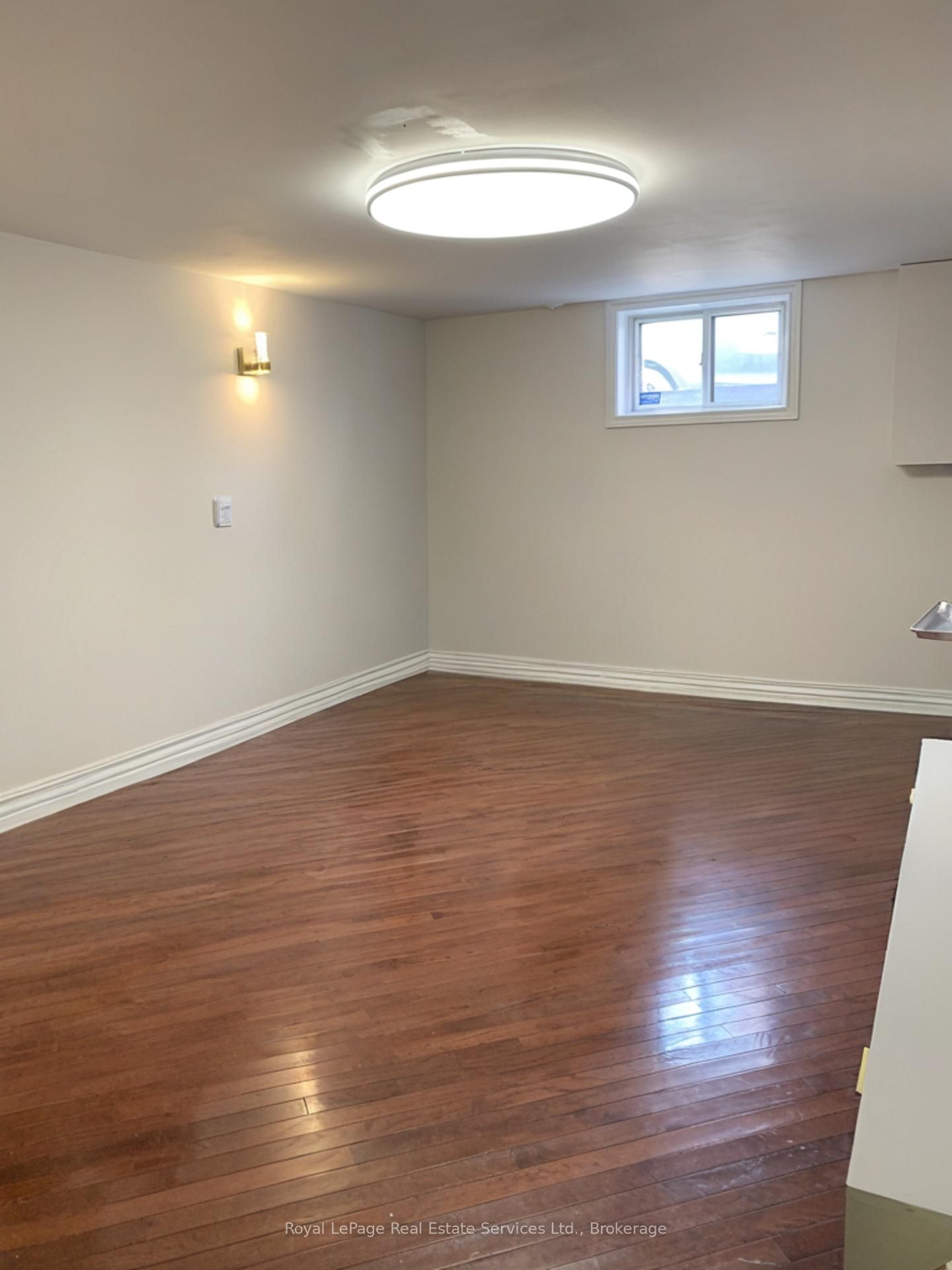 197 Broadway Street Lower Unit Property Photo 5