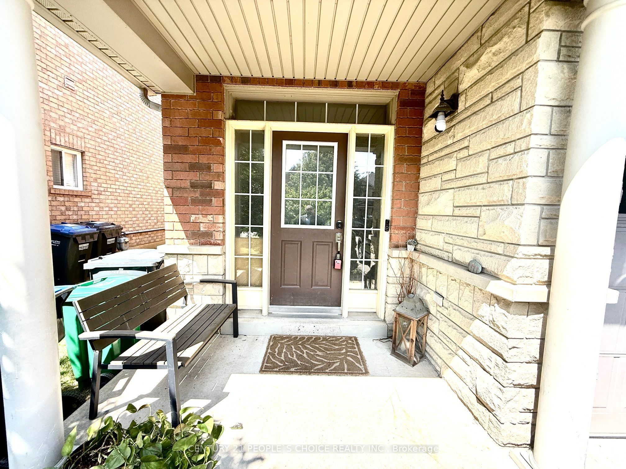 3927 Stardust Drive Property Photo 3