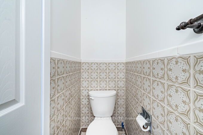 3 Clayhall Crescent Property Photo 19