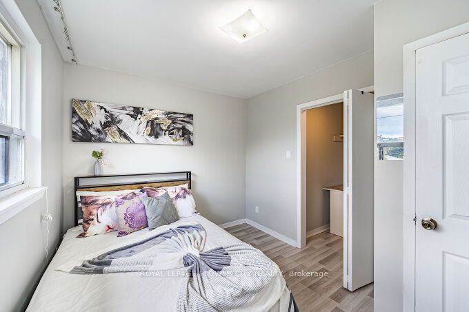 3 Clayhall Crescent Property Photo 28