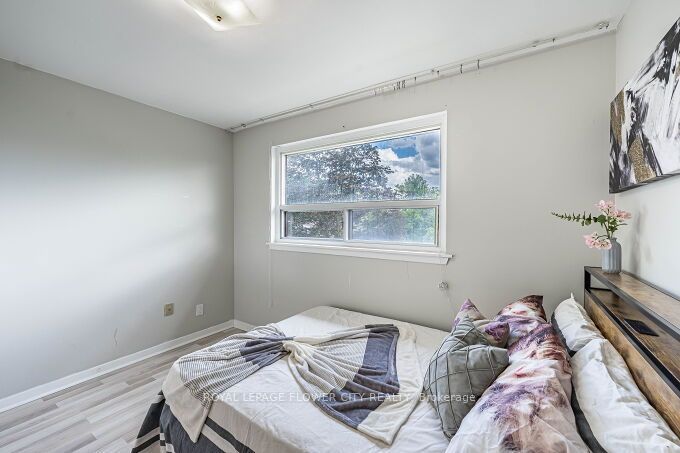 3 Clayhall Crescent Property Photo 29