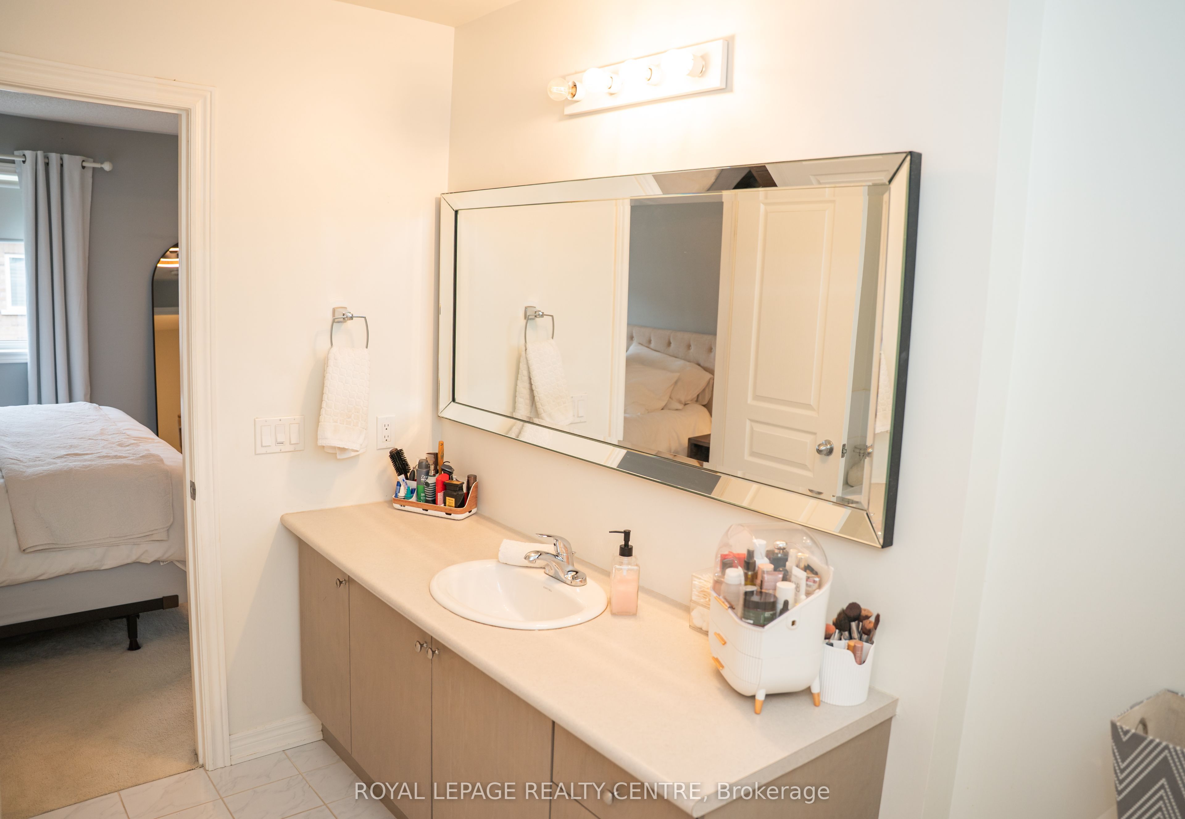 11 Falling Leaf Drive Property Photo 30