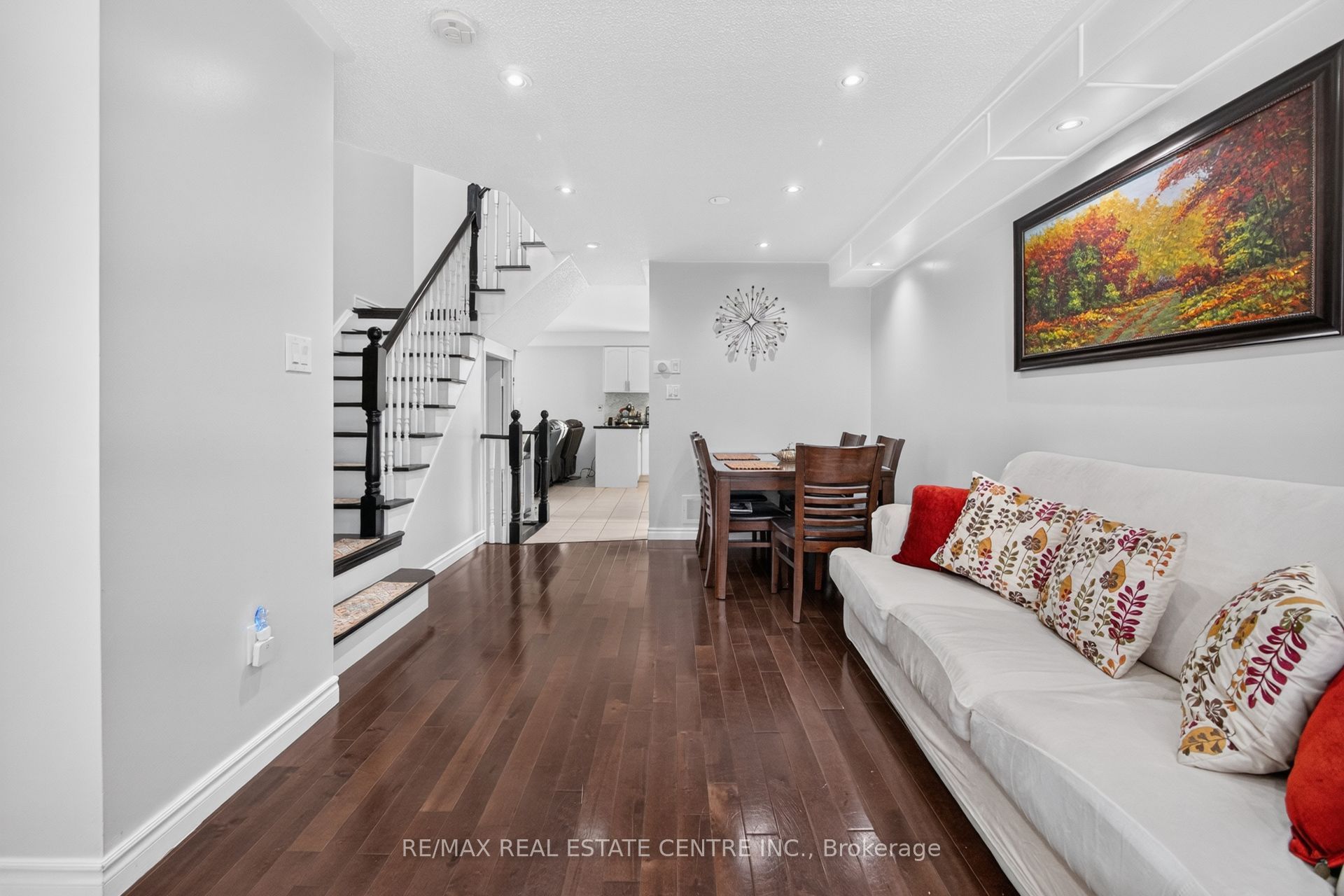 8 Flatlands Way Property Photo 5