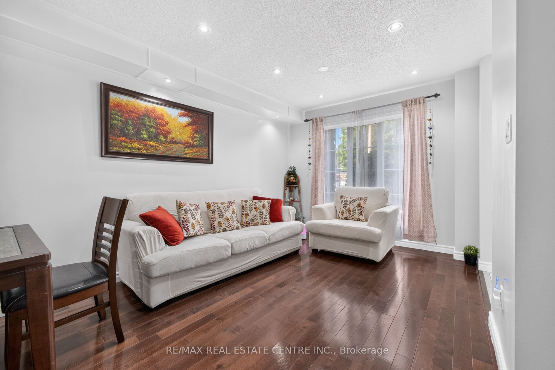 8 Flatlands Way Property Photo 6