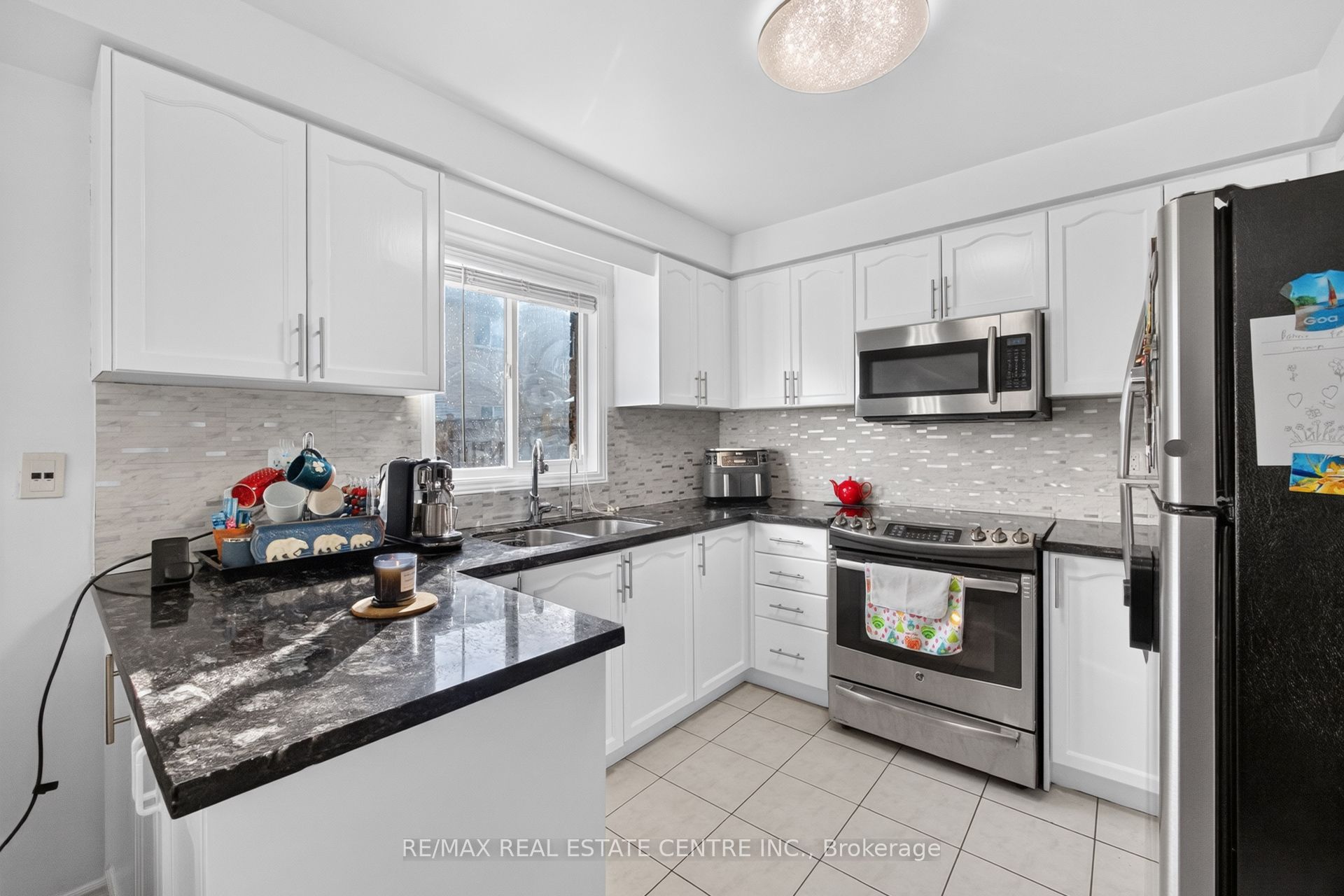 8 Flatlands Way Property Photo 9