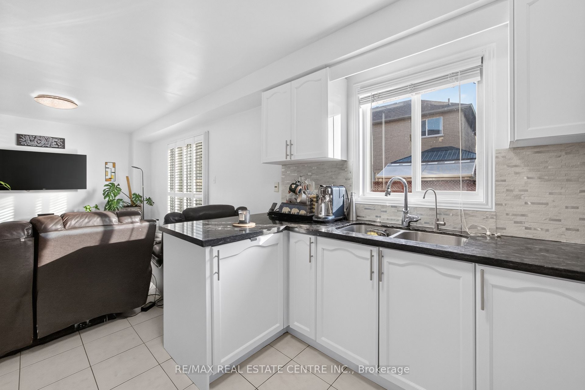 8 Flatlands Way Property Photo 11