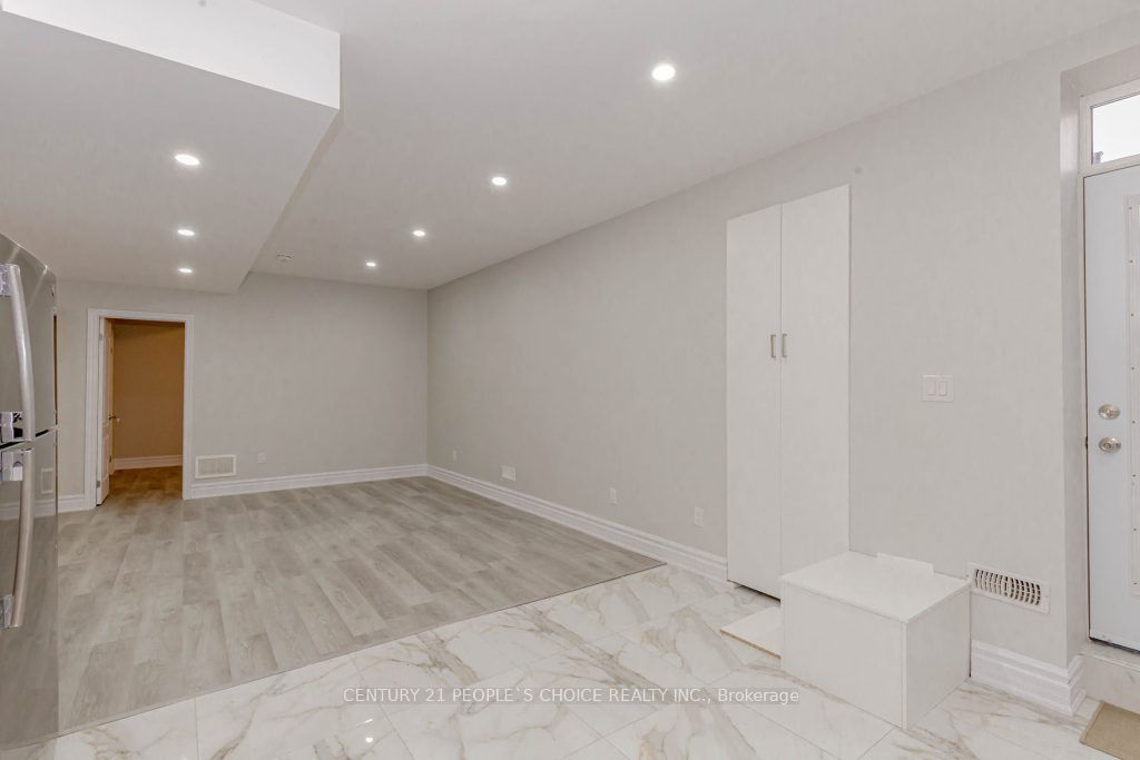 4 Cachet Court Lower Property Photo 16