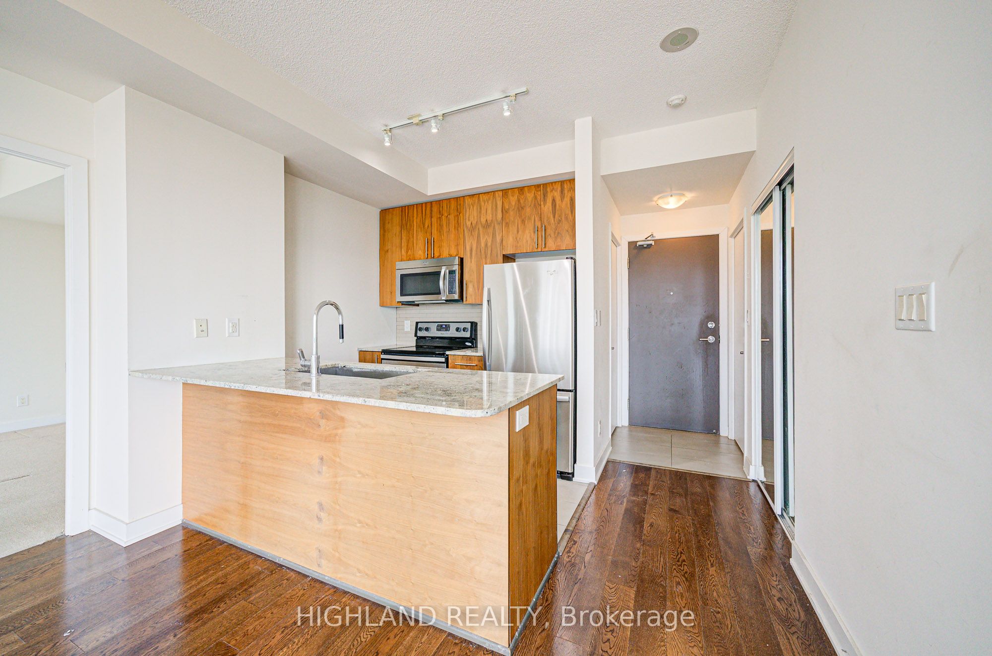 4099 Brickstone Mews 1207 Property Photo 6