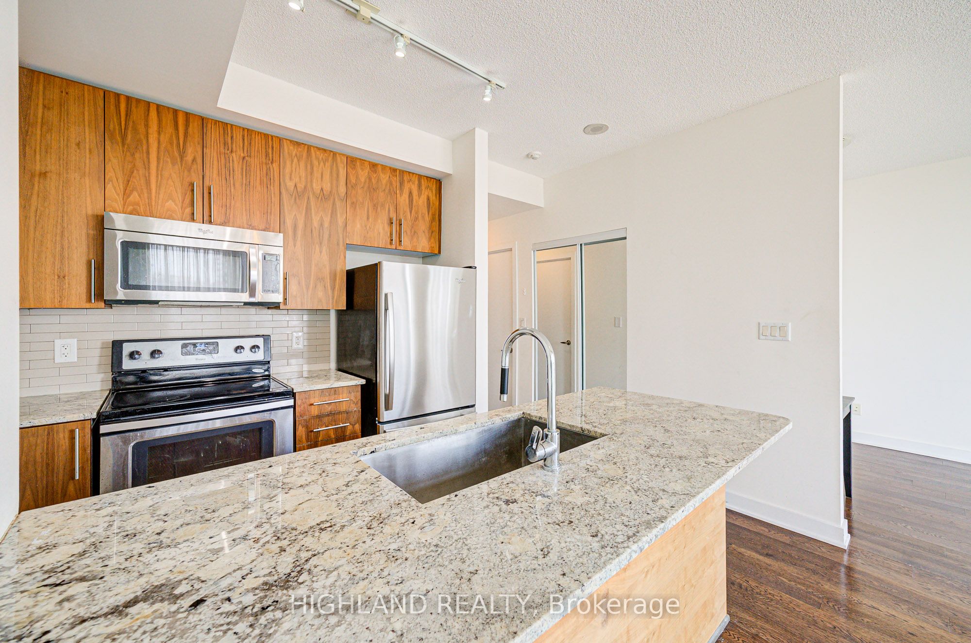 4099 Brickstone Mews 1207 Property Photo 8