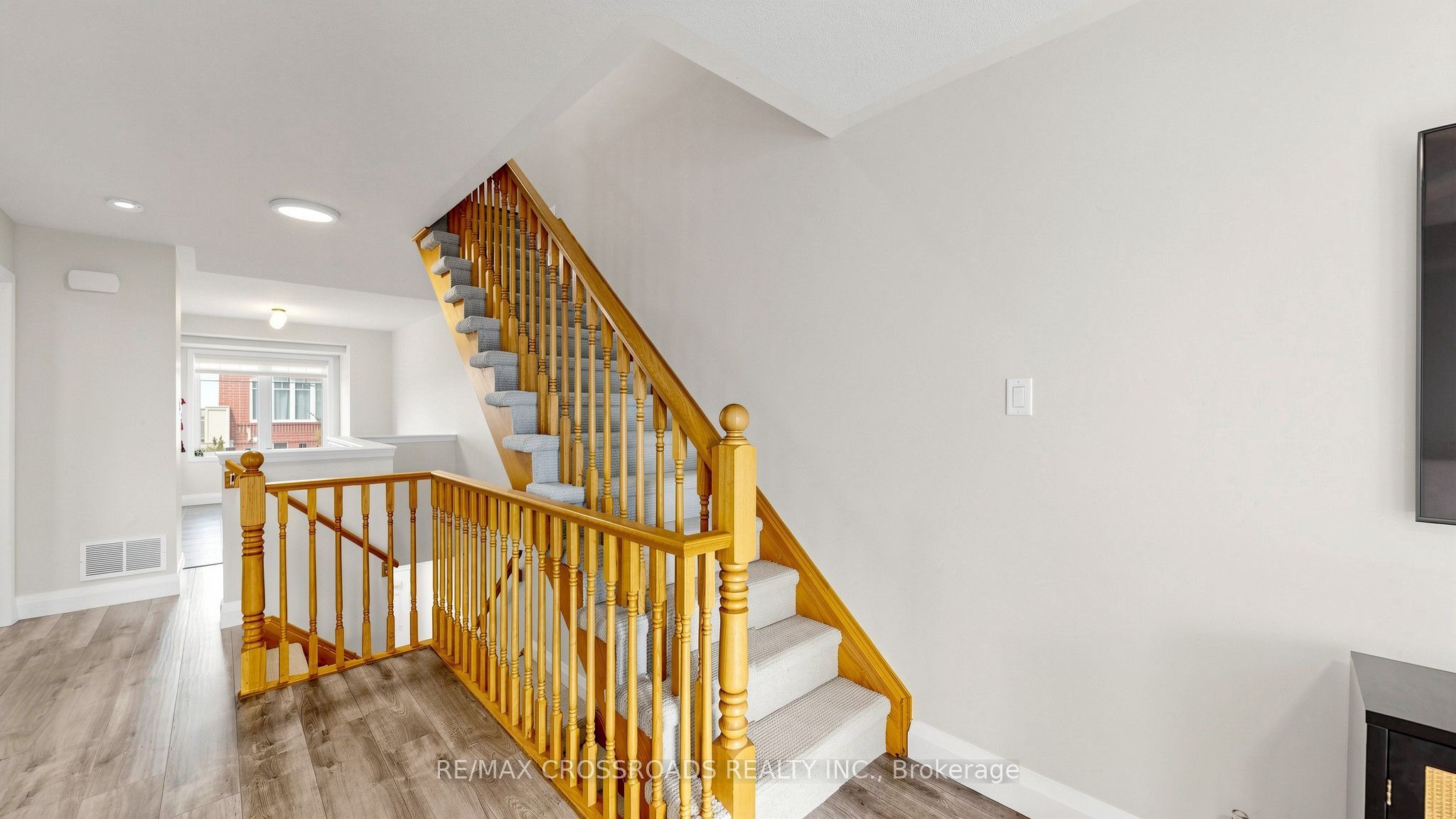 6020 Derry Road 68 Property Photo 18