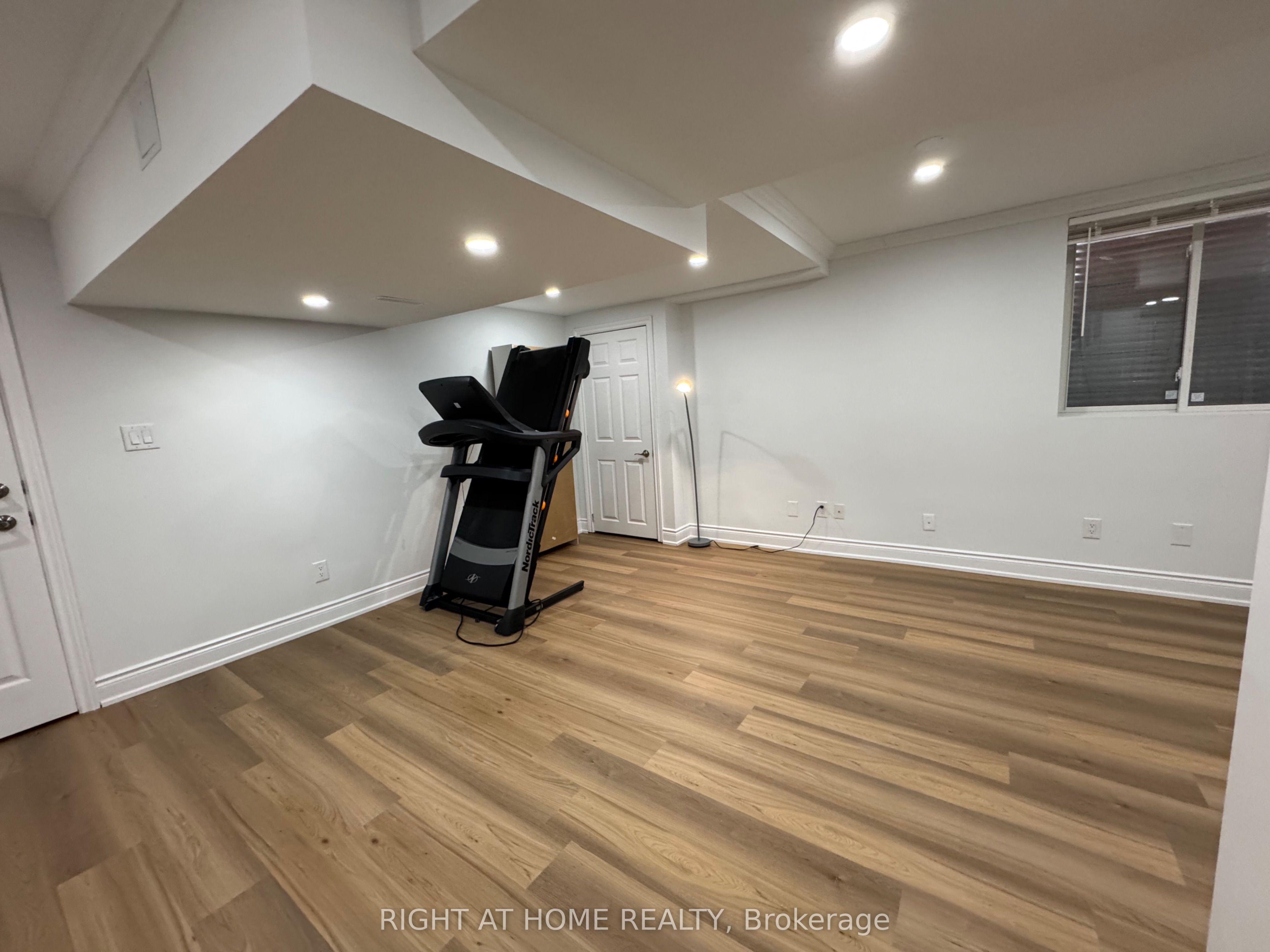 372 Winfield Terrace Basement Property Photo 17