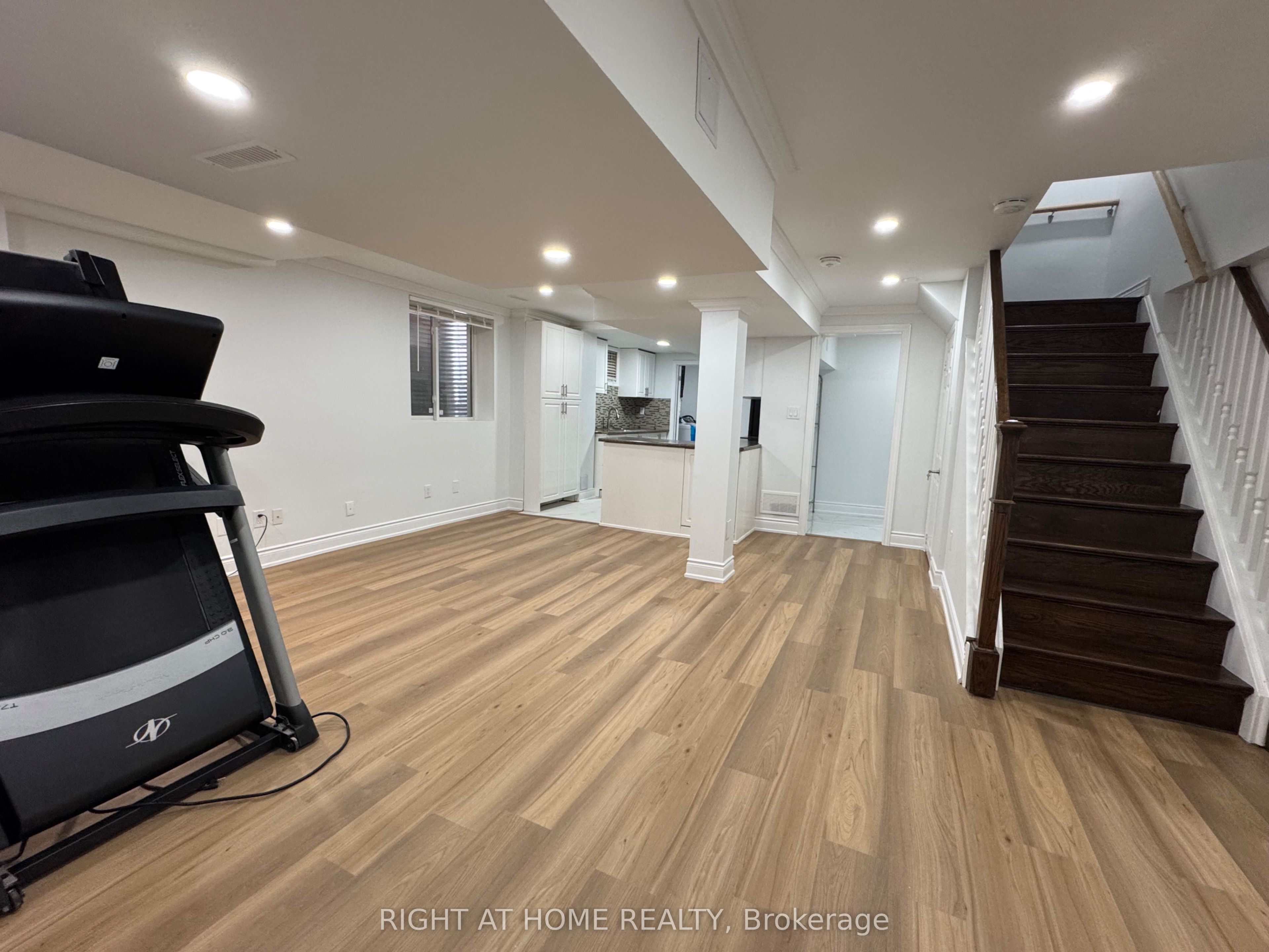 372 Winfield Terrace Basement Property Photo 18