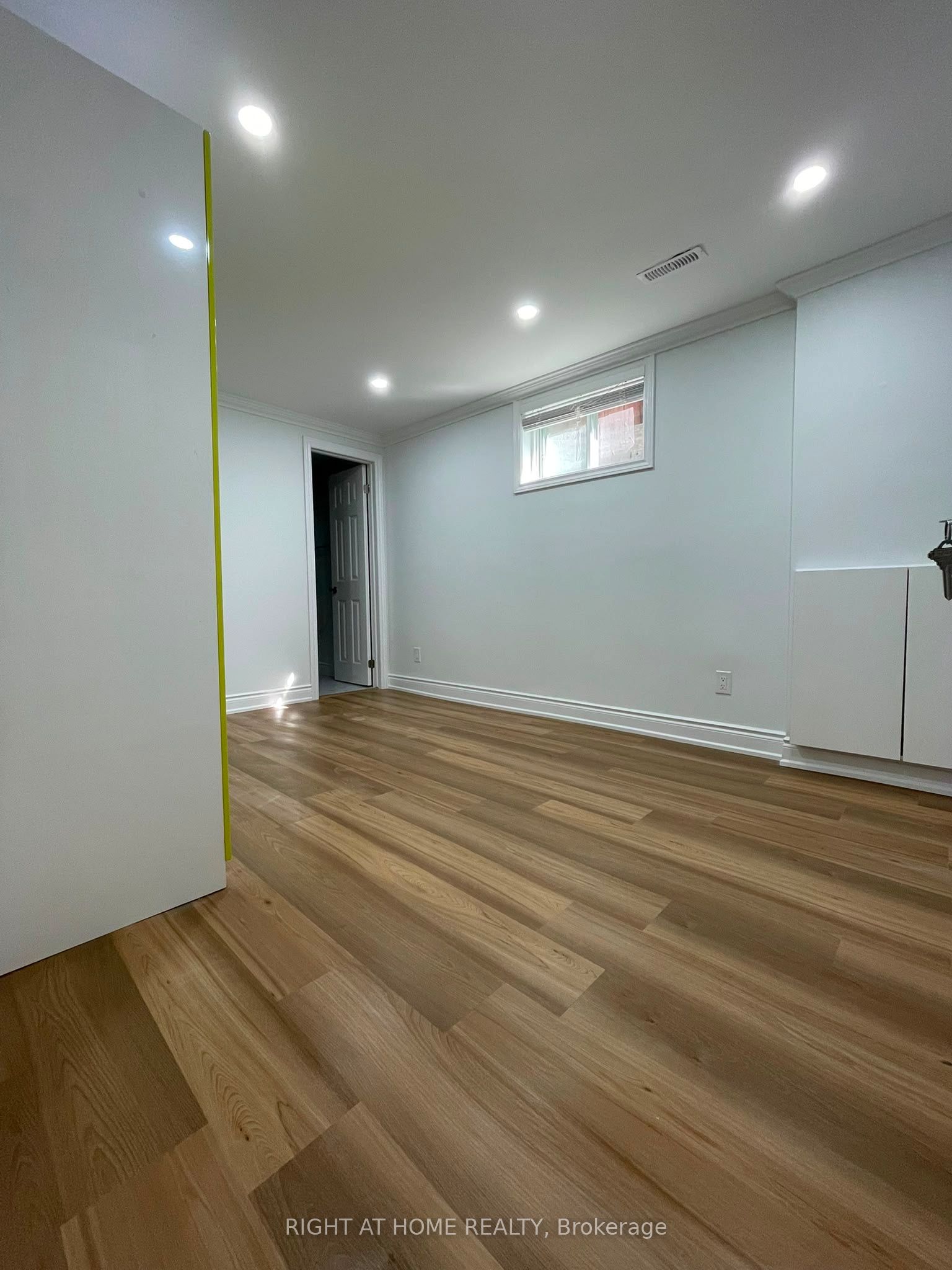 372 Winfield Terrace Basement Property Photo 21