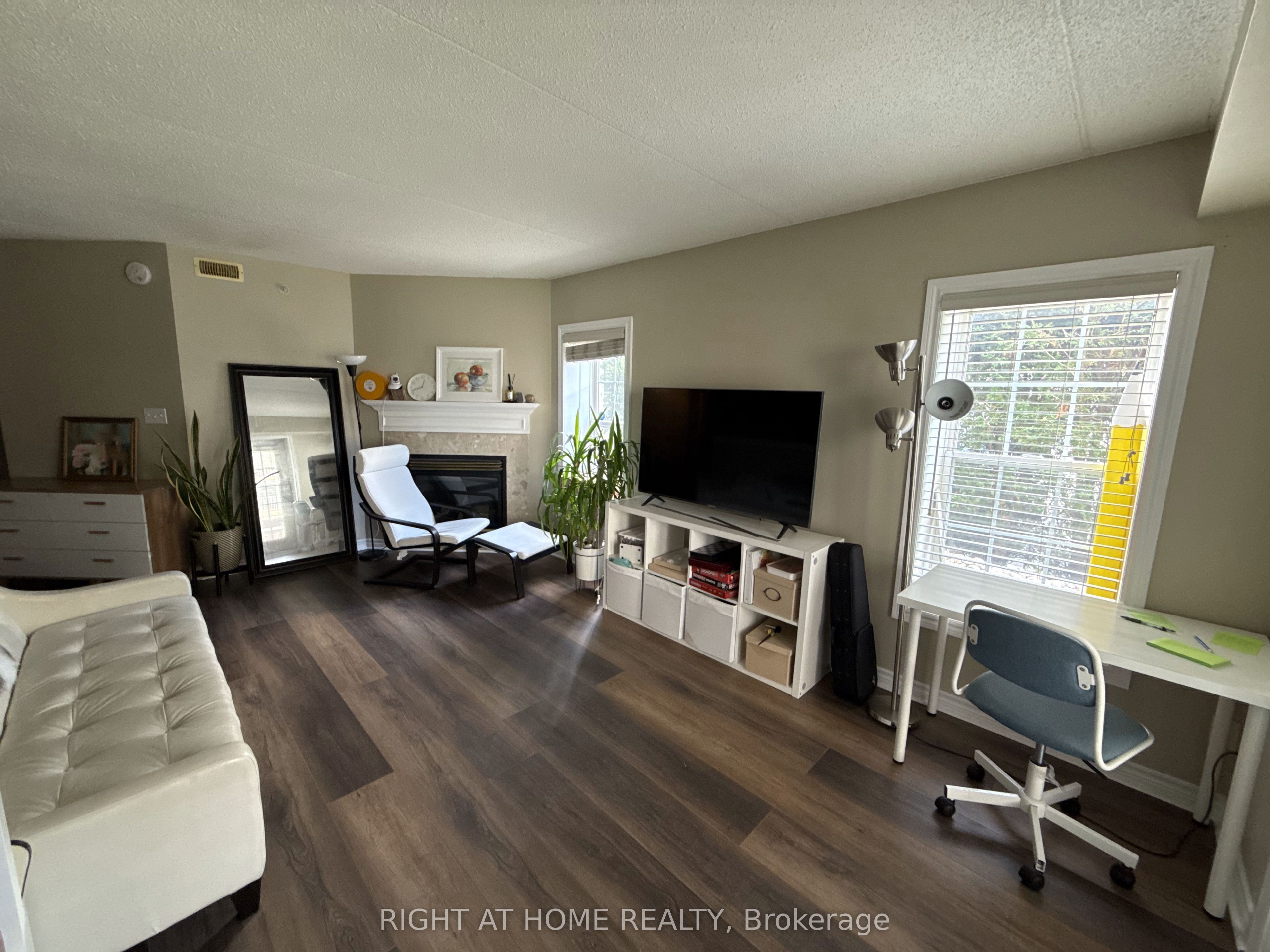 1450 Bishops Gate 113 Property Photo 6