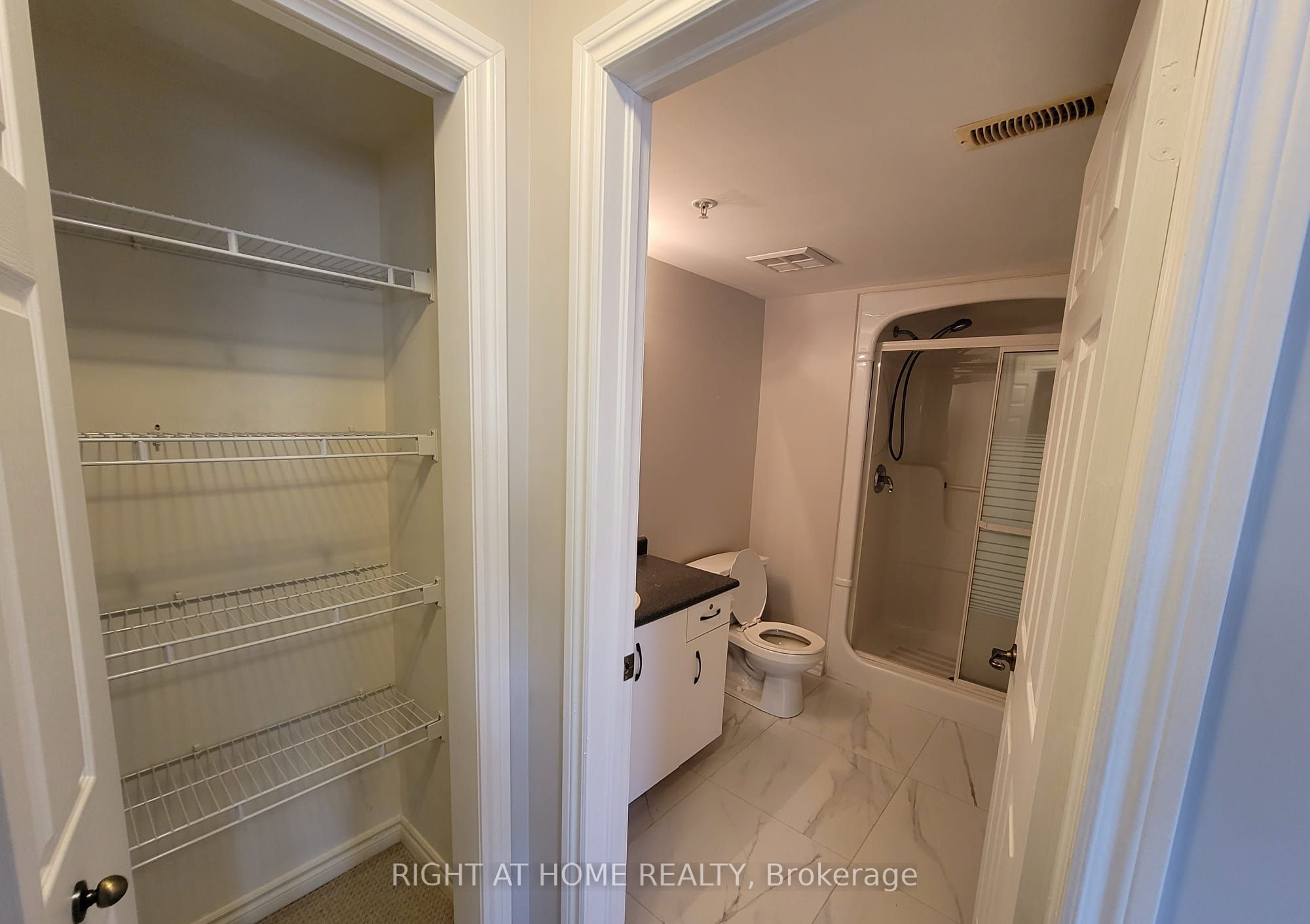 1450 Bishops Gate 113 Property Photo 10