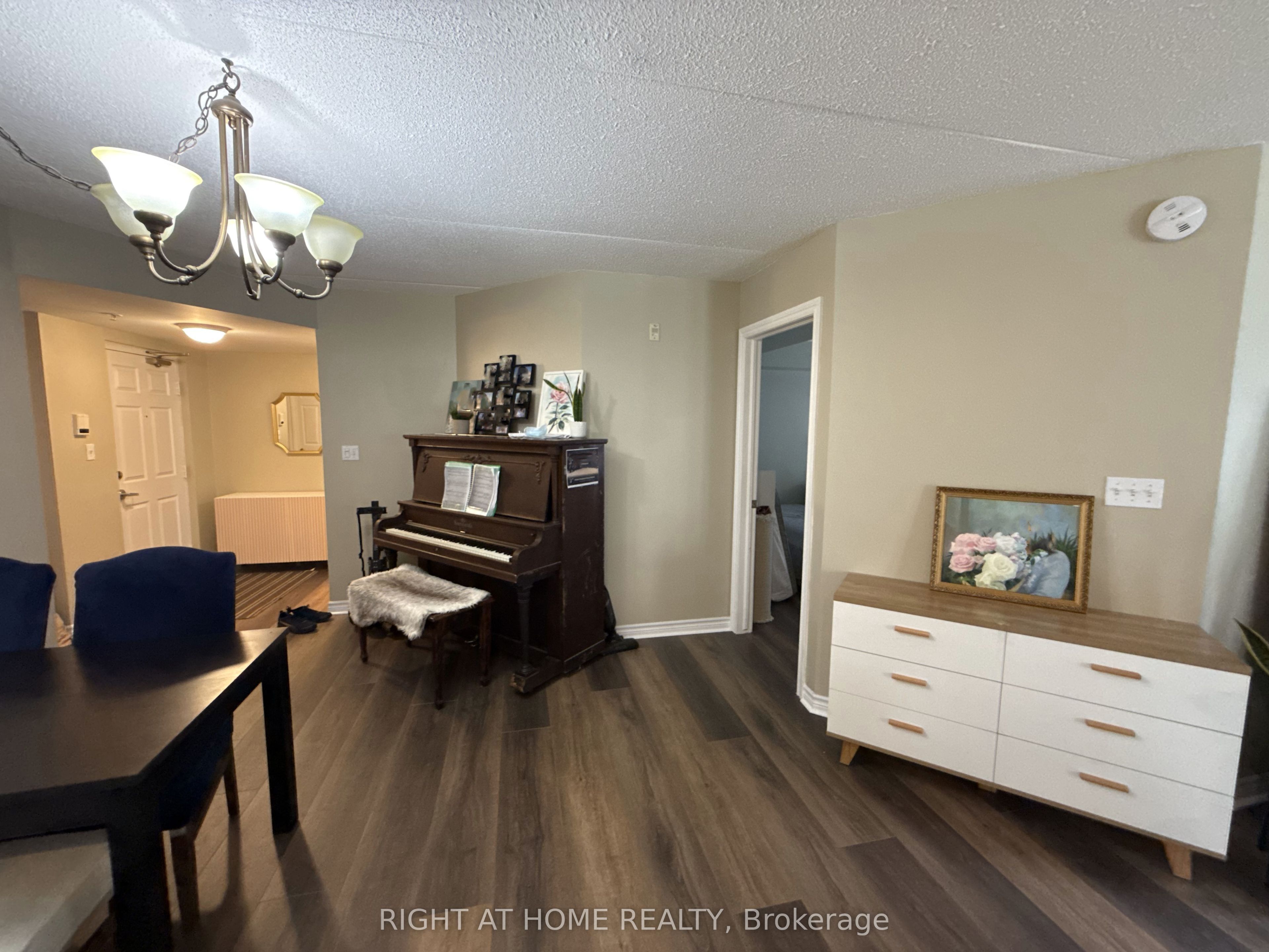 1450 Bishops Gate 113 Property Photo 14