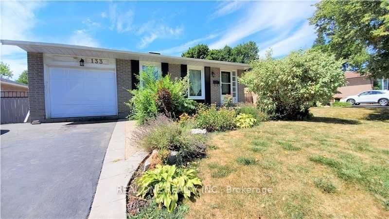 133 McCraney Street #upper Property Photo 1