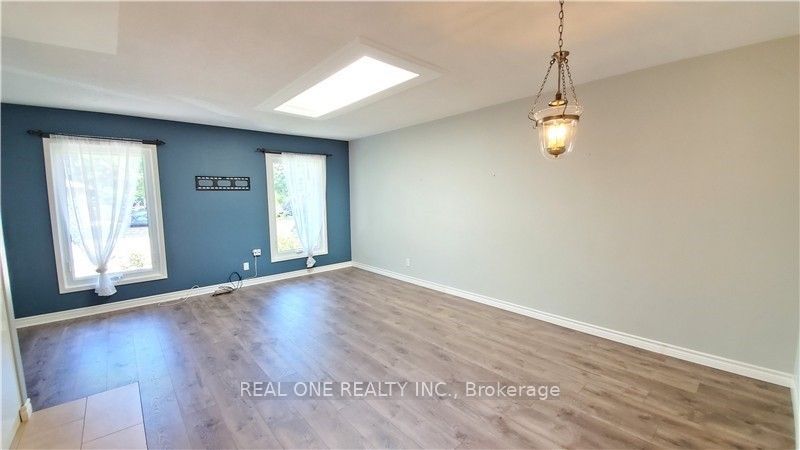 133 Mccraney Street #upper Property Photo 4
