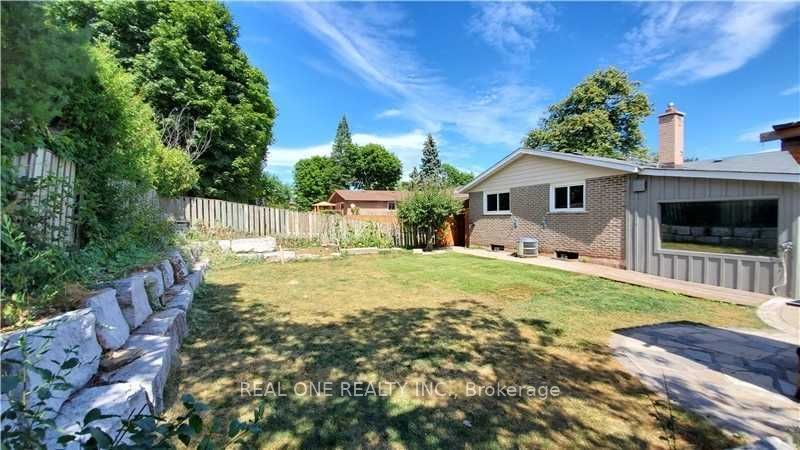 133 Mccraney Street #upper Property Photo 16
