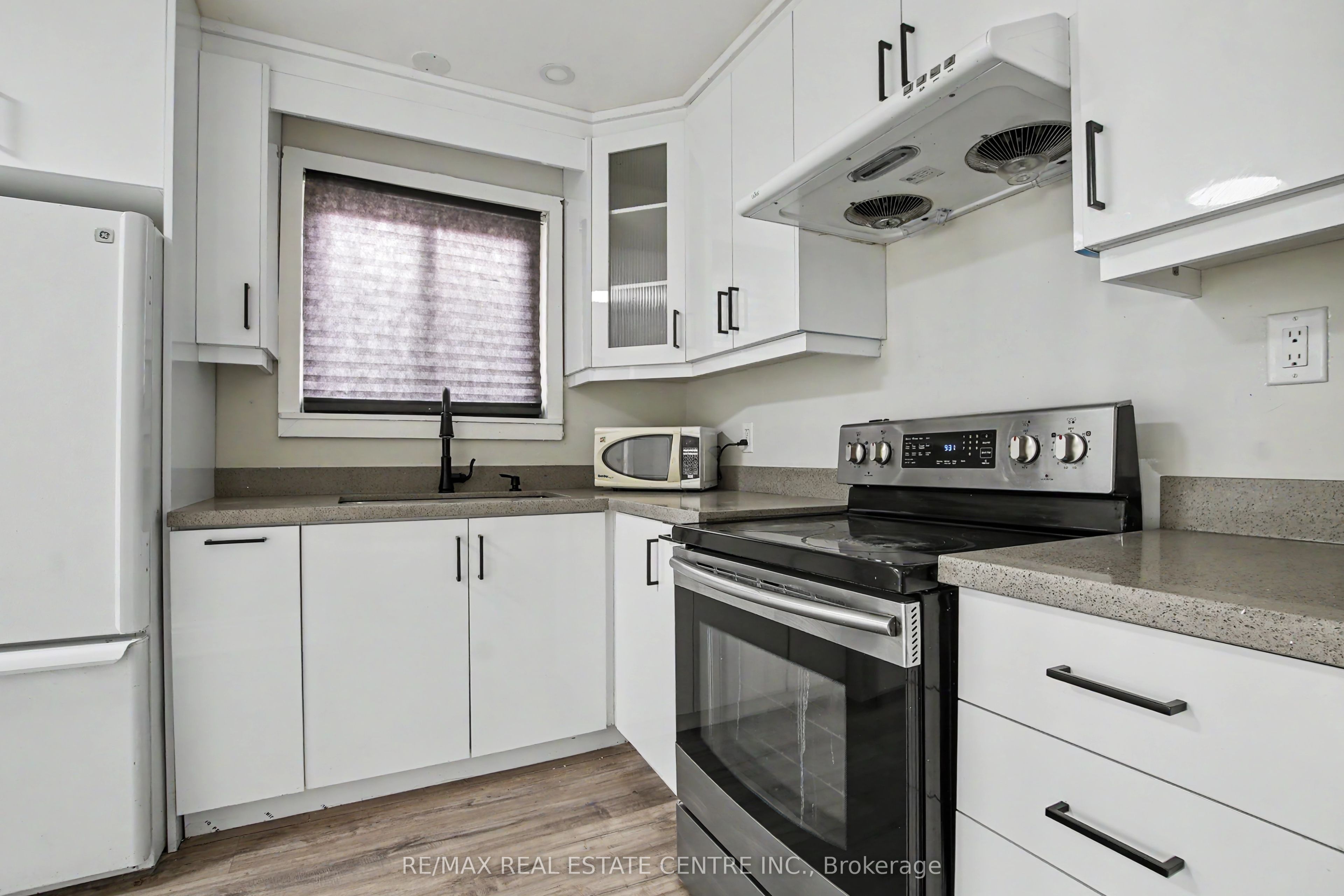 46 Northwood Drive Property Photo 12