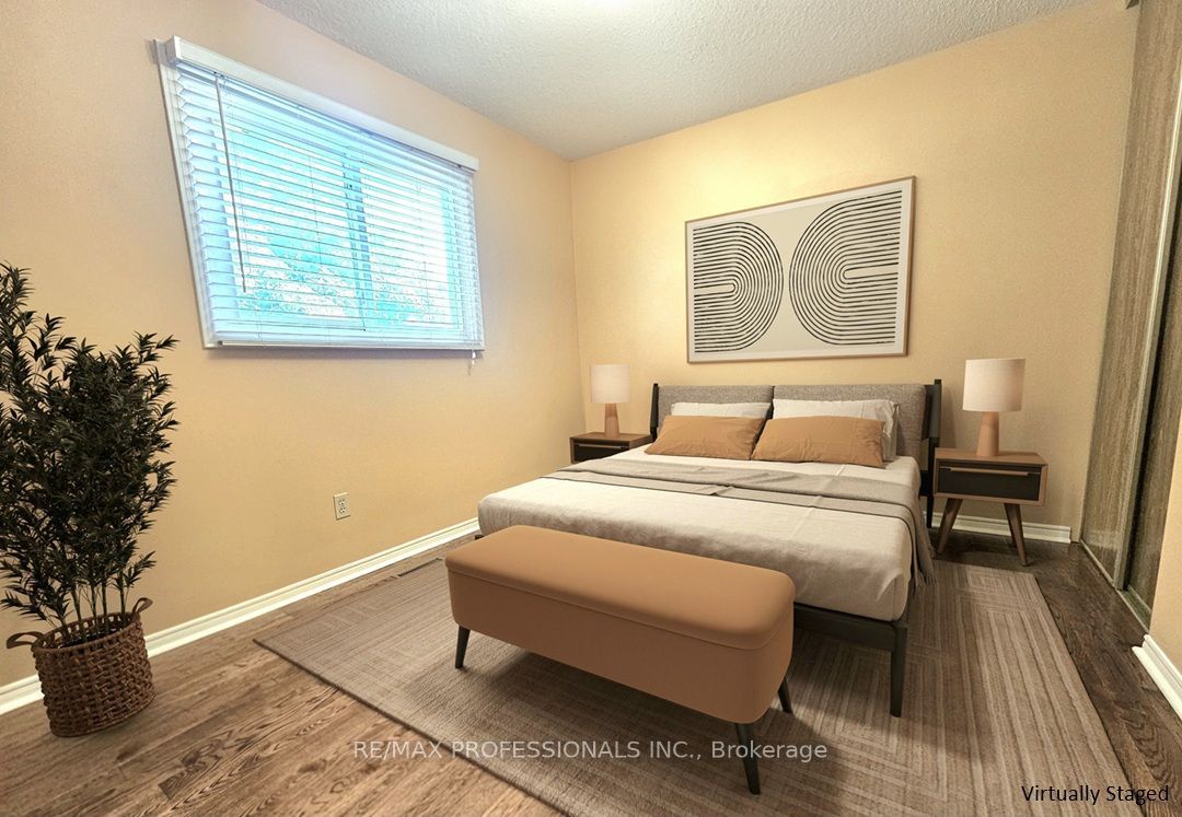 500 Silverthorne Crescent 1 Property Photo 33