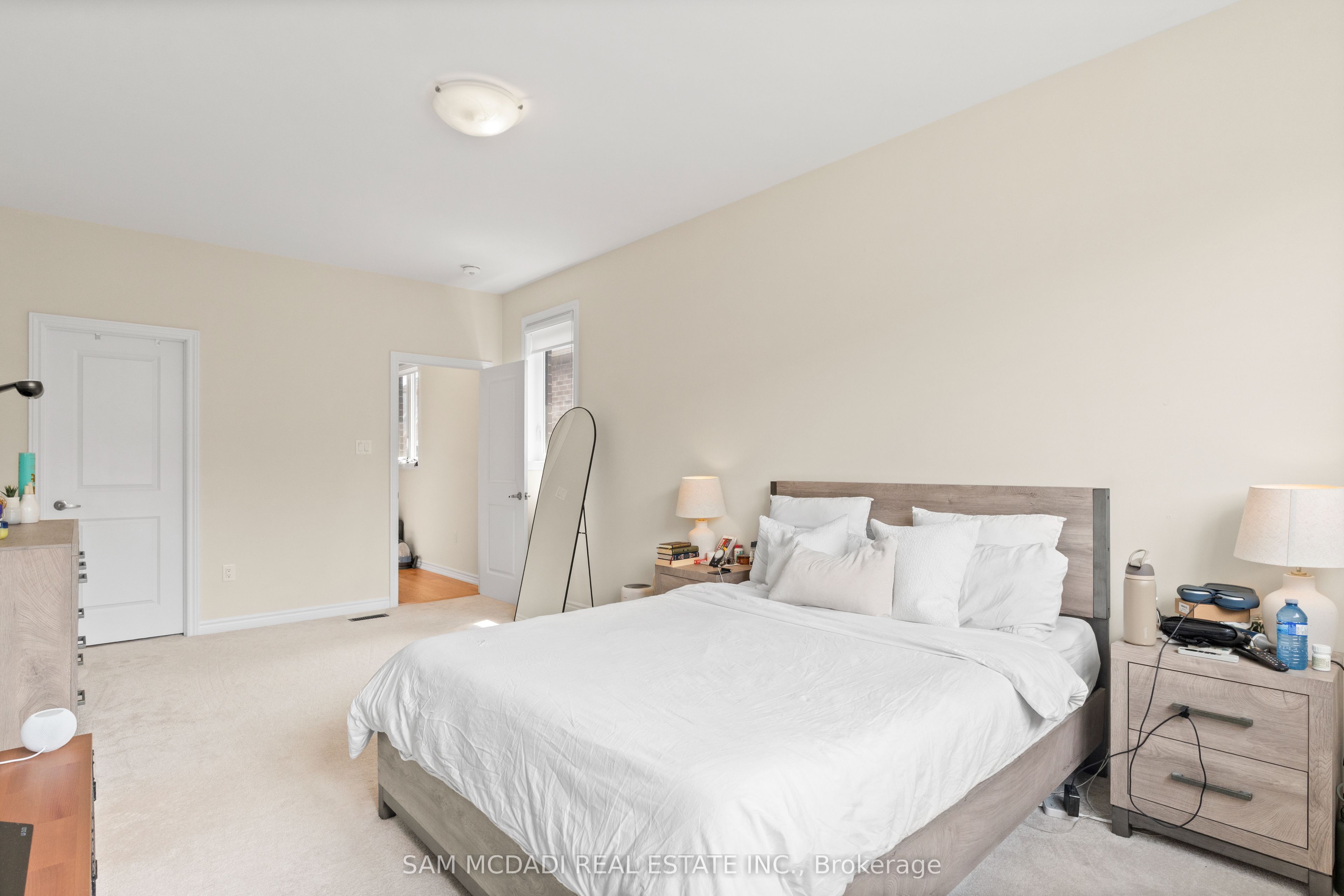 1429 Almonte Drive Property Photo 8