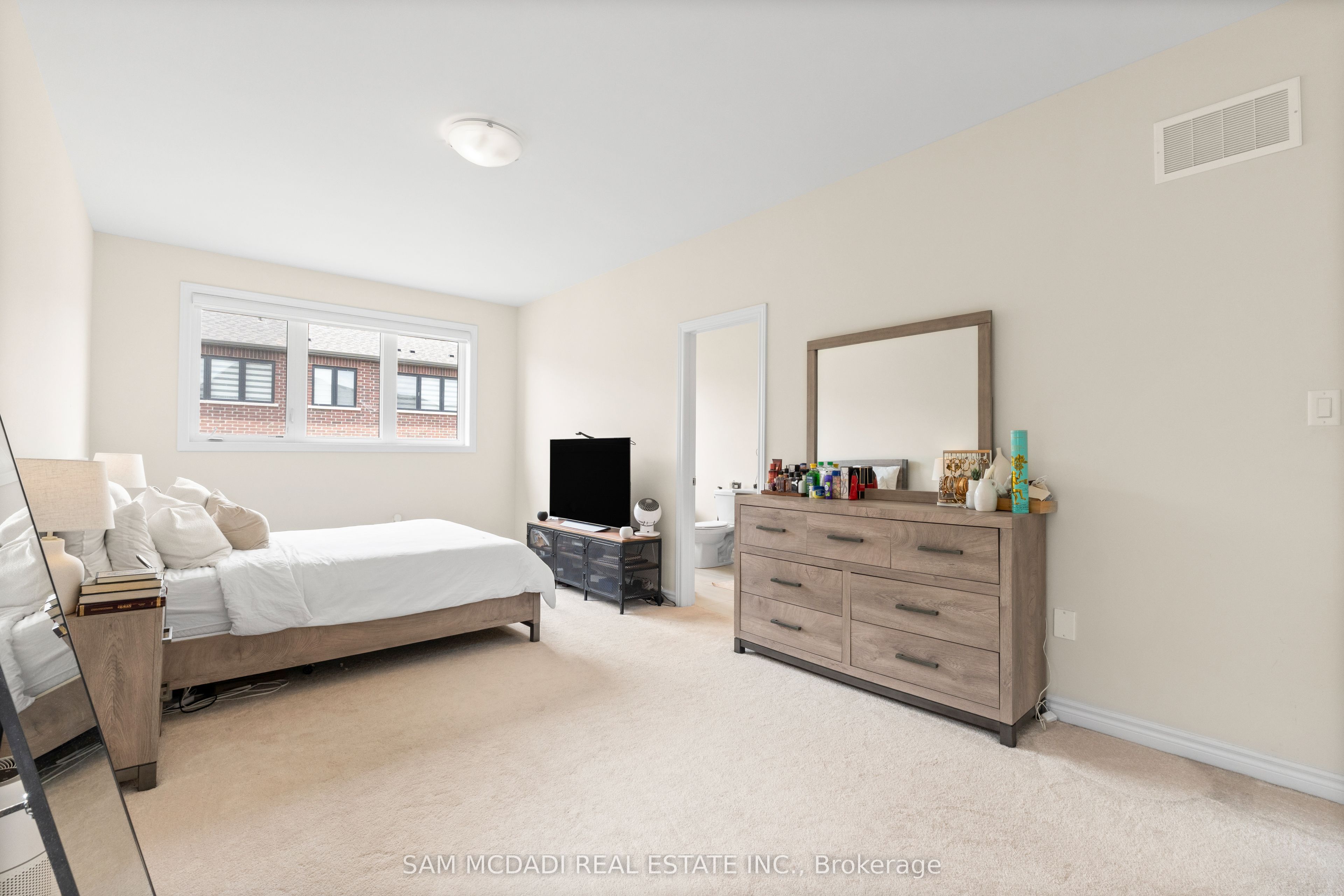 1429 Almonte Drive Property Photo 11