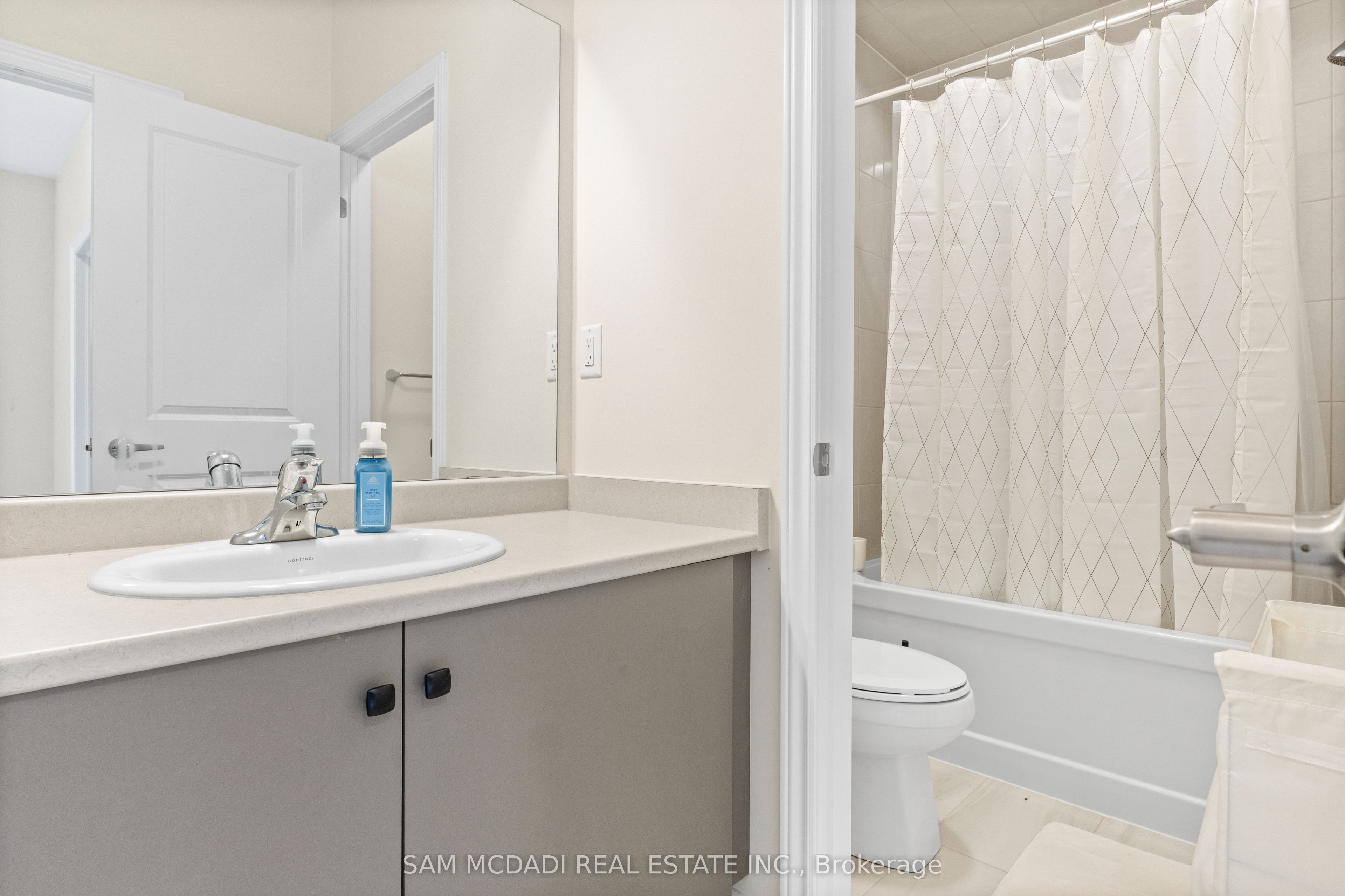 1429 Almonte Drive Property Photo 12