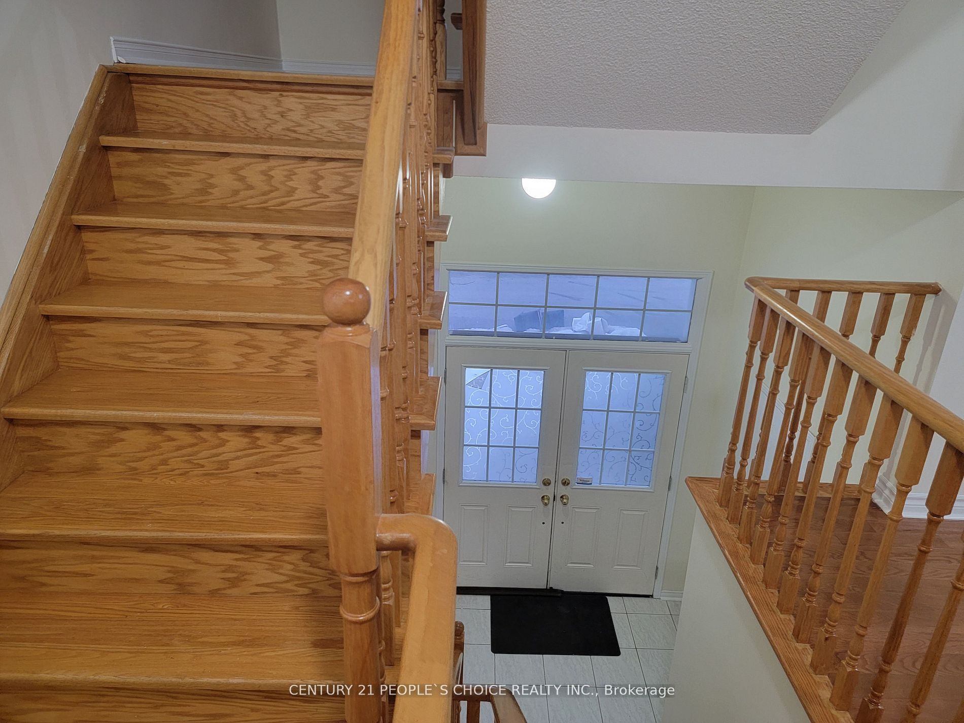 783 Millworks Crescent Upper Property Photo 3
