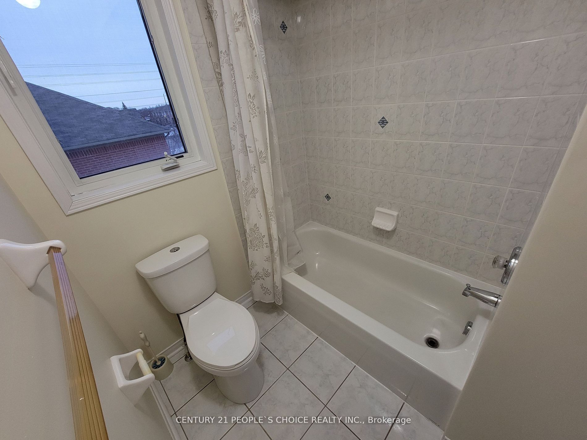 783 Millworks Crescent Upper Property Photo 16