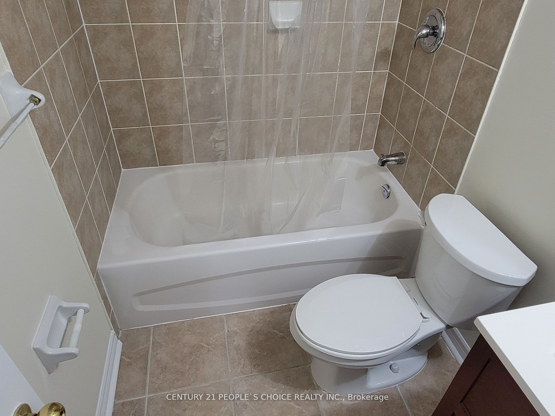 783 Millworks Crescent Upper Property Photo 26