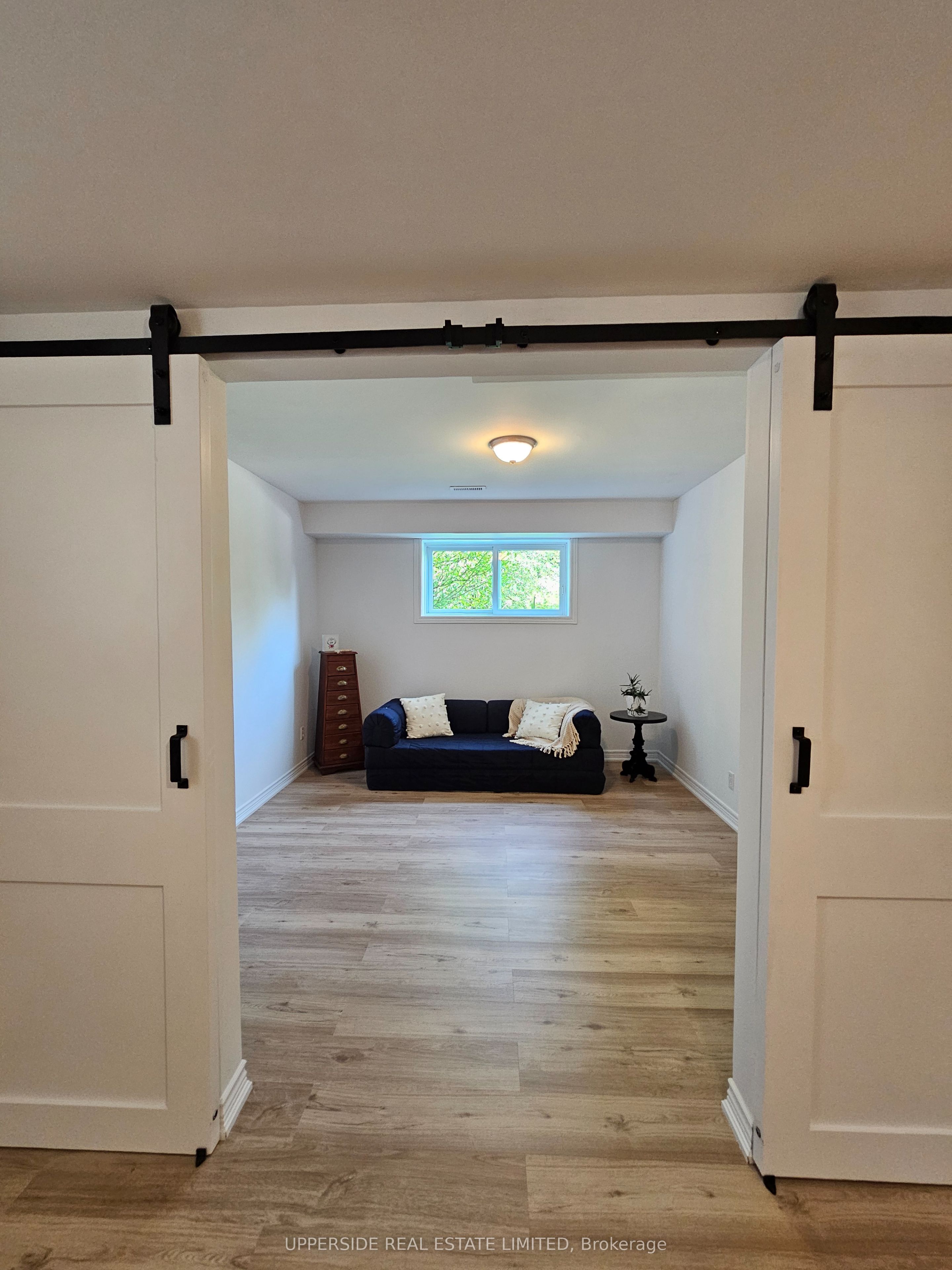 4 Kingsley Road S Property Photo 26