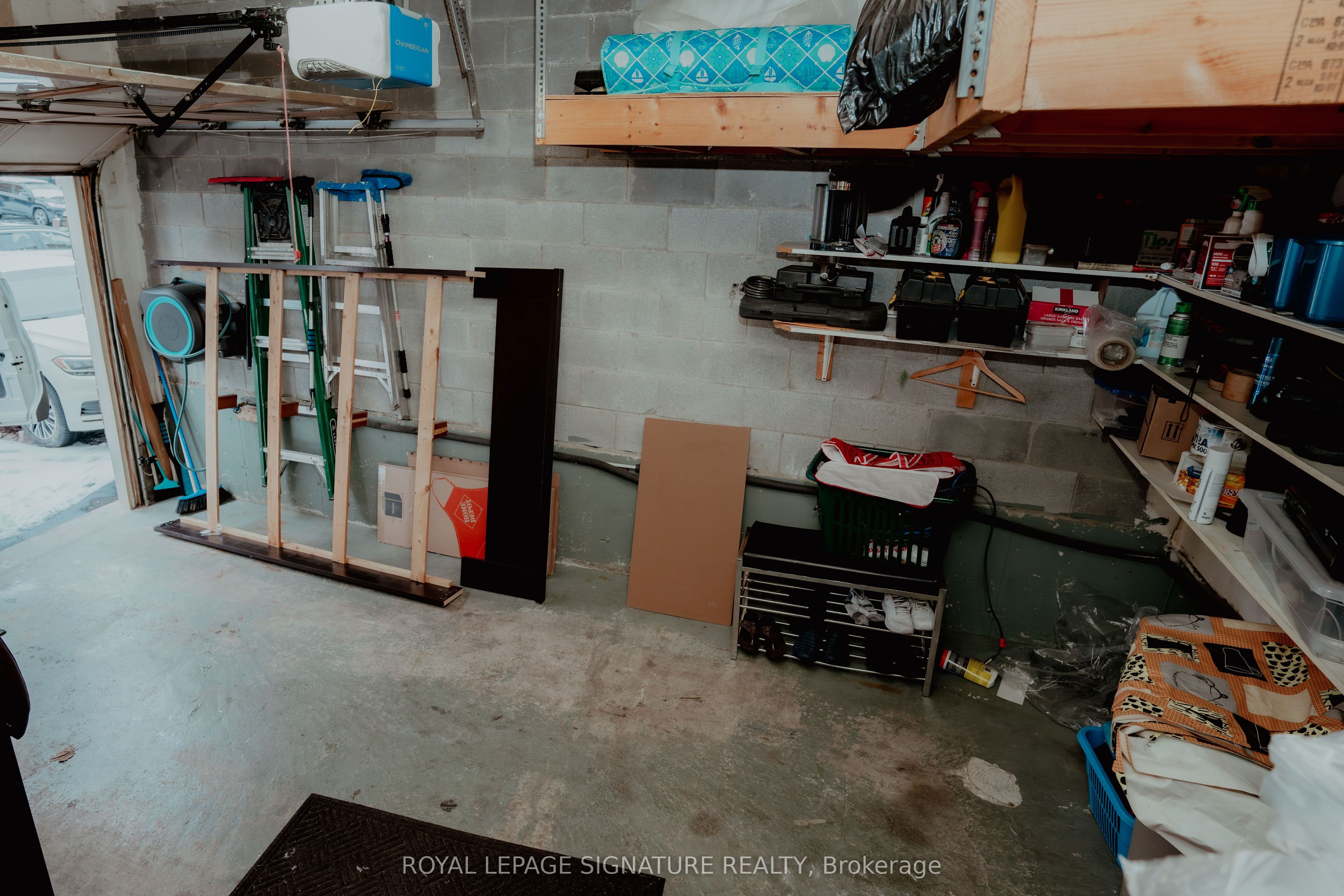 945 Mandolin Place Property Photo 26