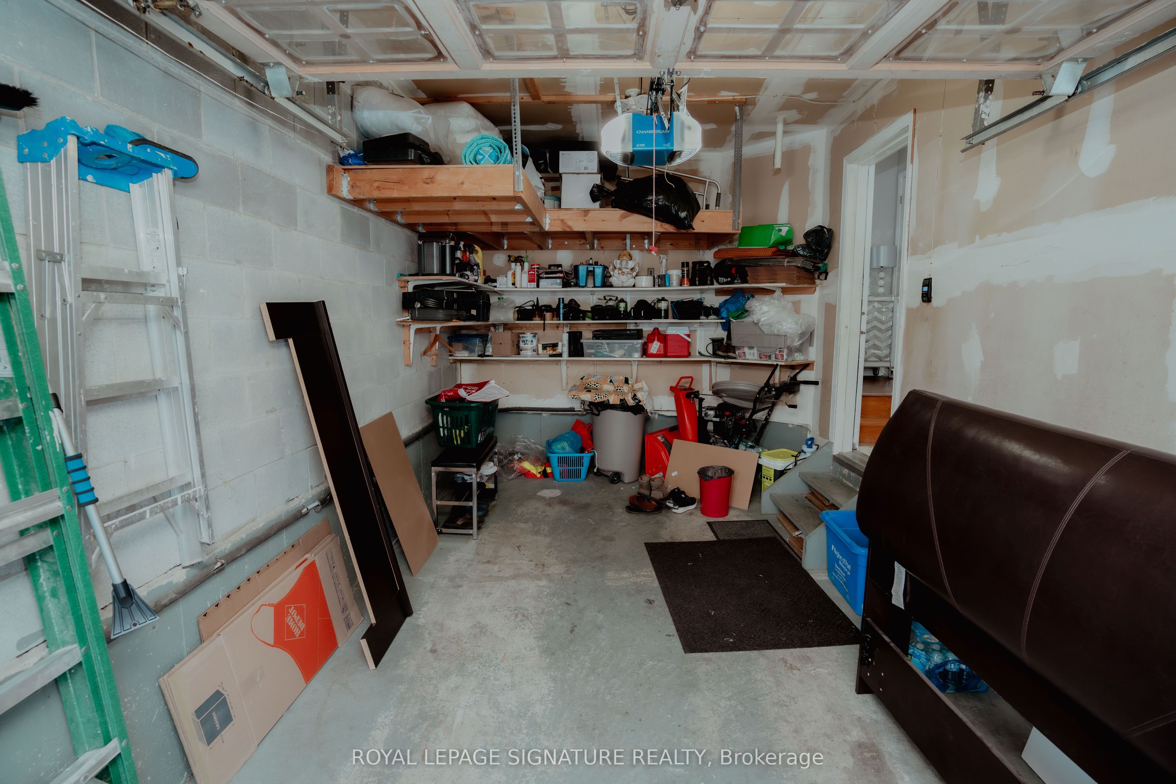 945 Mandolin Place Property Photo 27