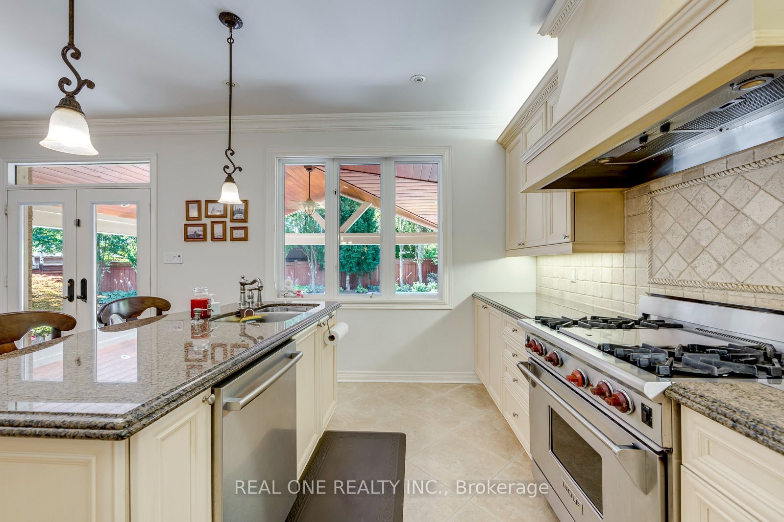 2368 Presquile Drive Property Photo 16