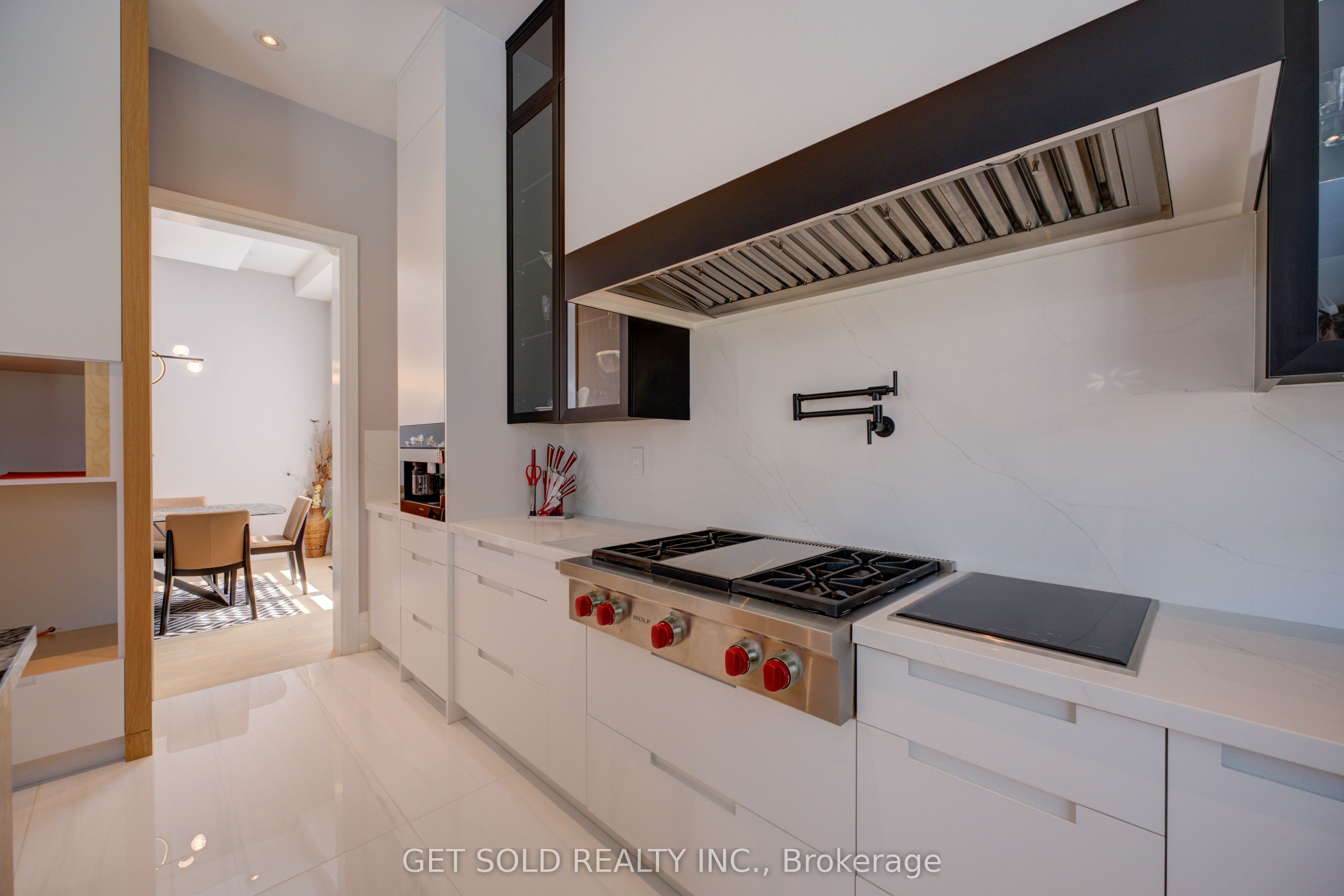 150 Wolfdale Avenue Property Photo 14