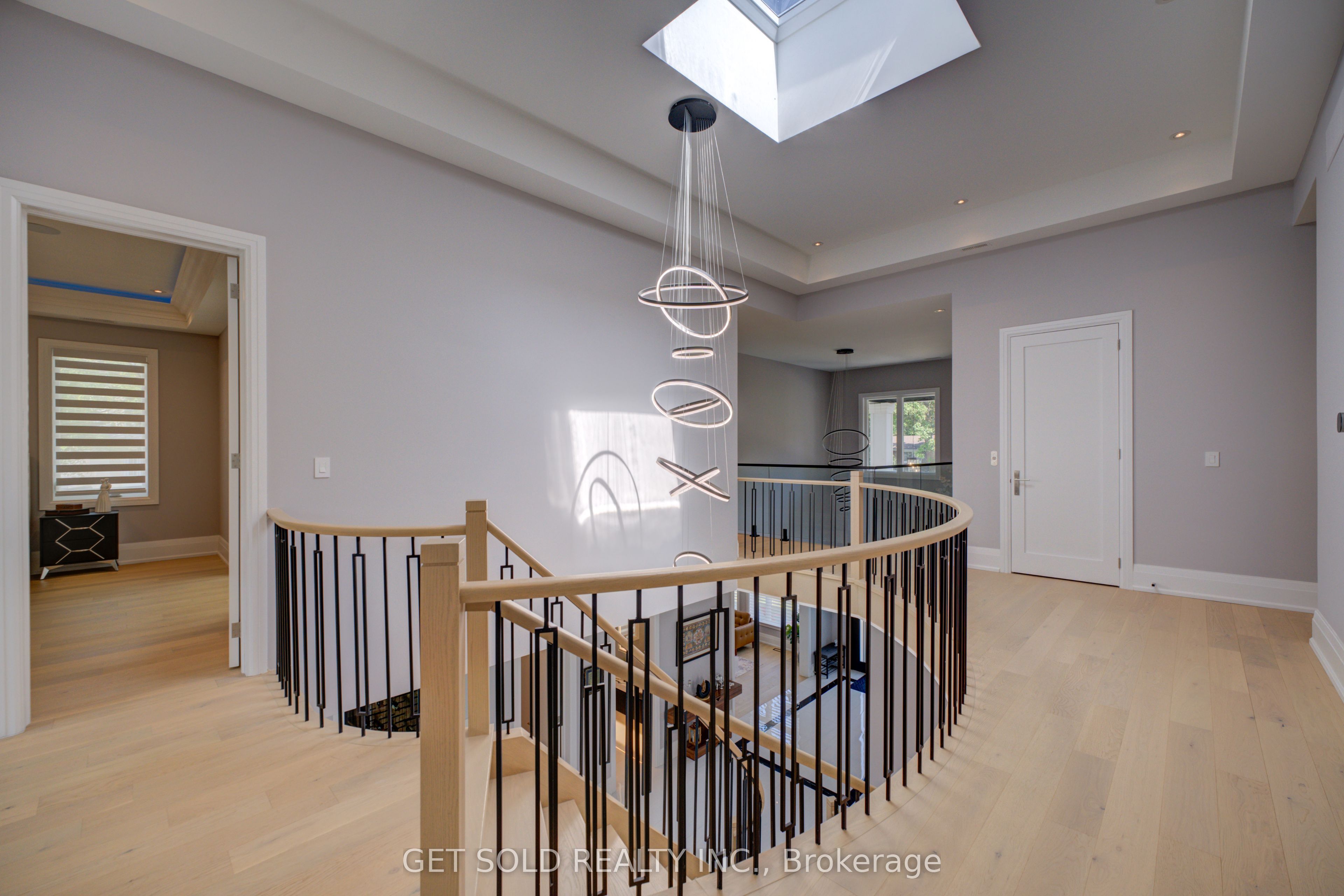 150 Wolfdale Avenue Property Photo 22