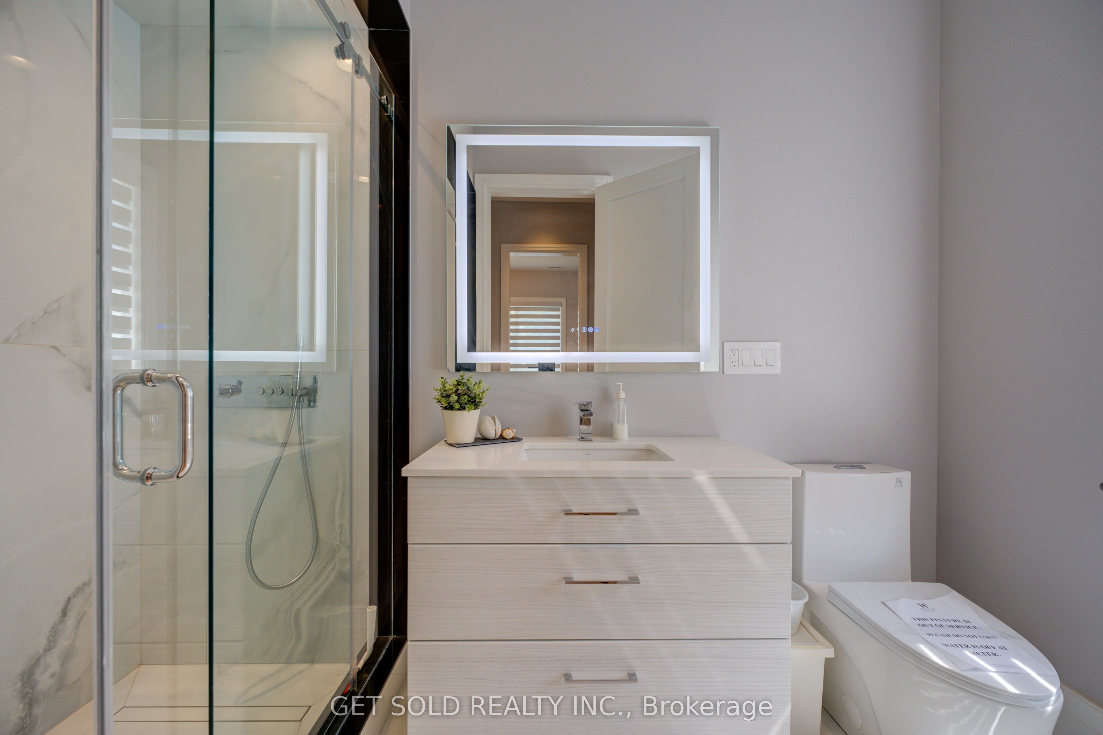 150 Wolfdale Avenue Property Photo 30